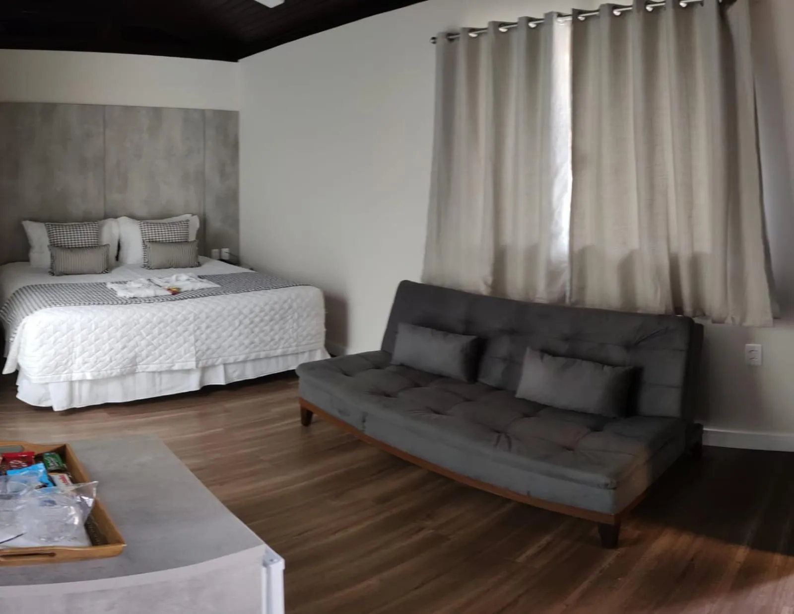 Bed in Estaleiro Guest House