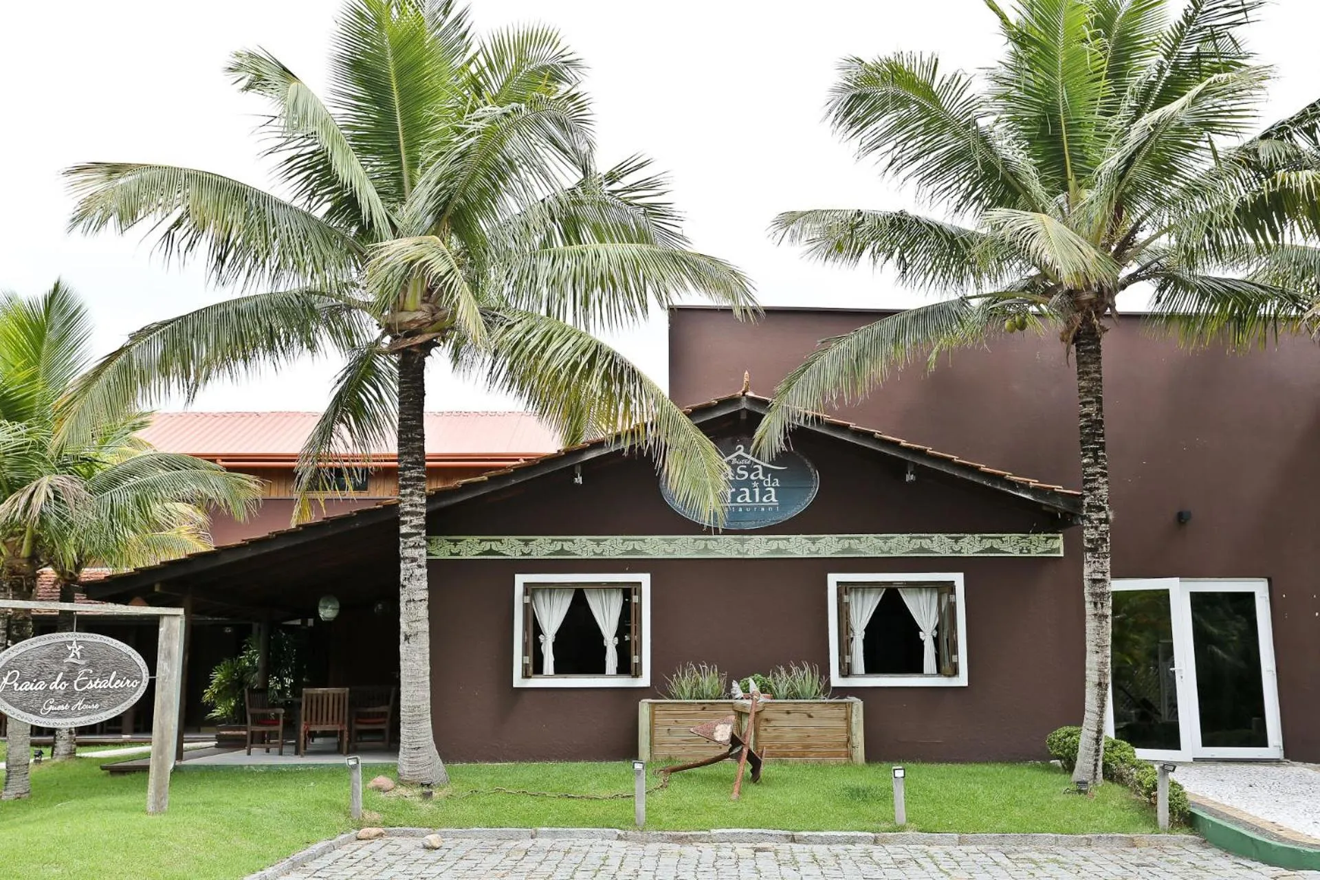 Estaleiro Guest House