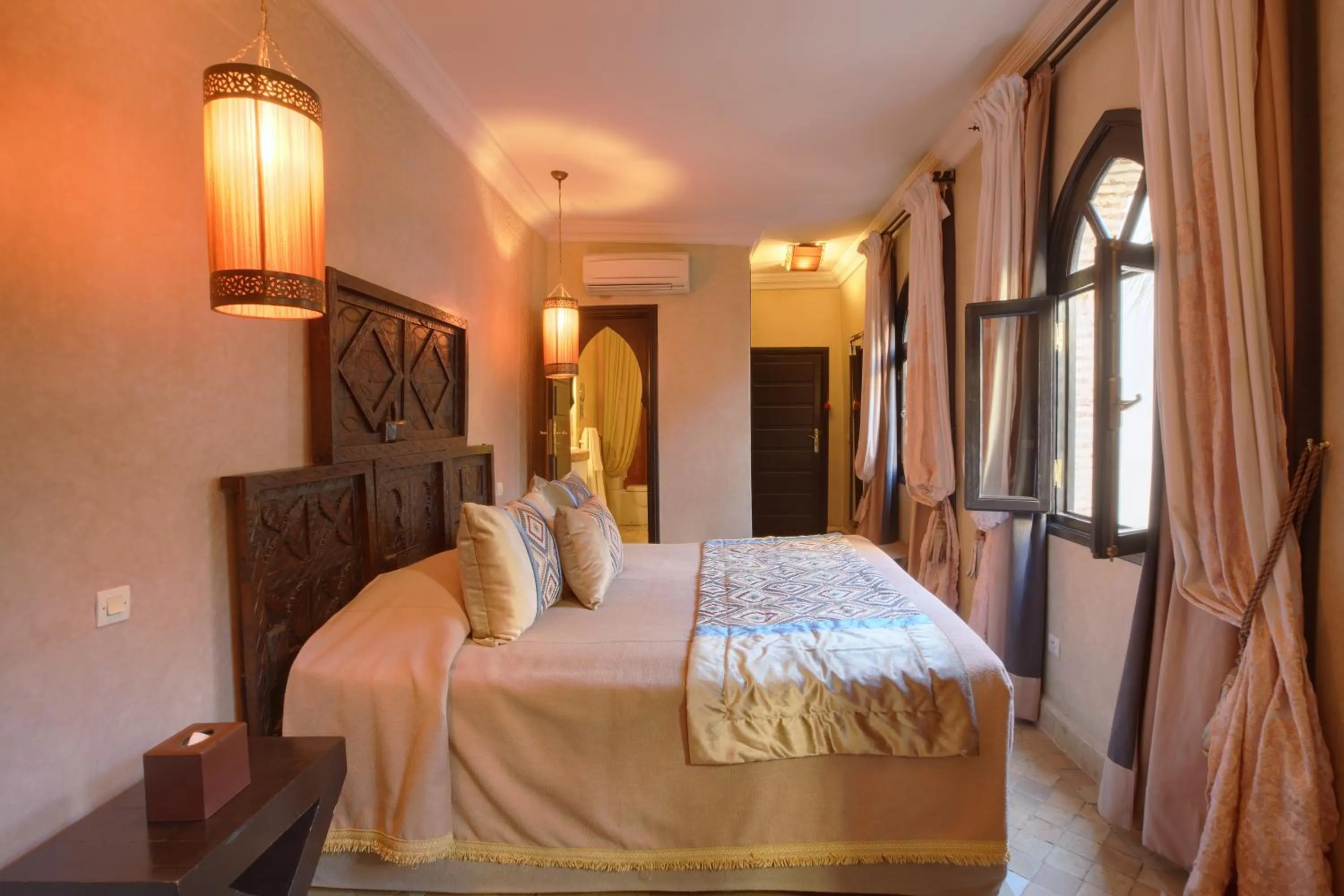 Bed in Riad Kheirredine