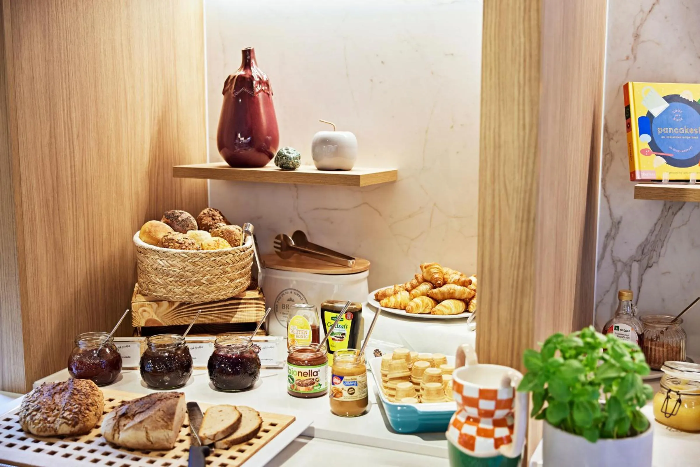 Food and drinks in LEGERE EXPRESS Leipzig