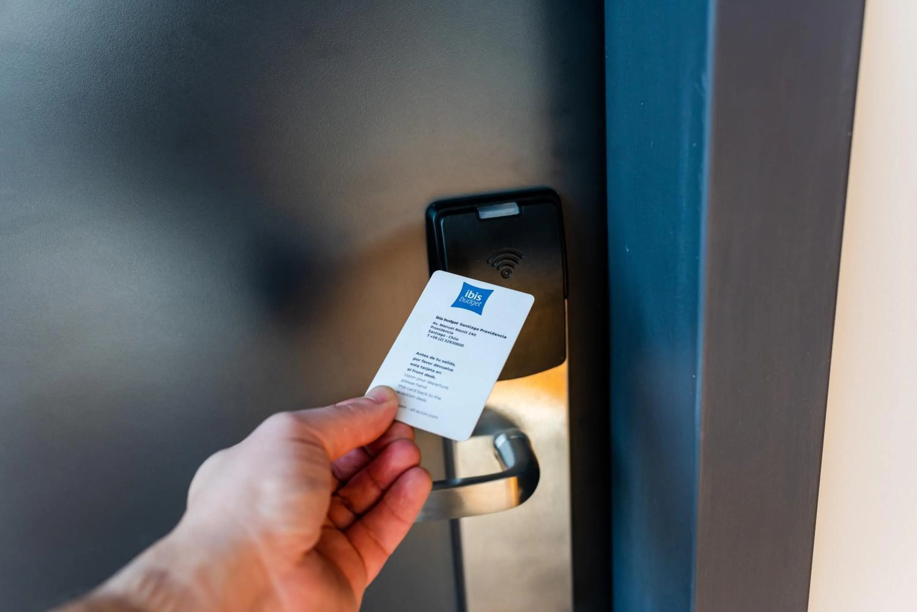 Decorative detail in ibis budget Santiago Providencia