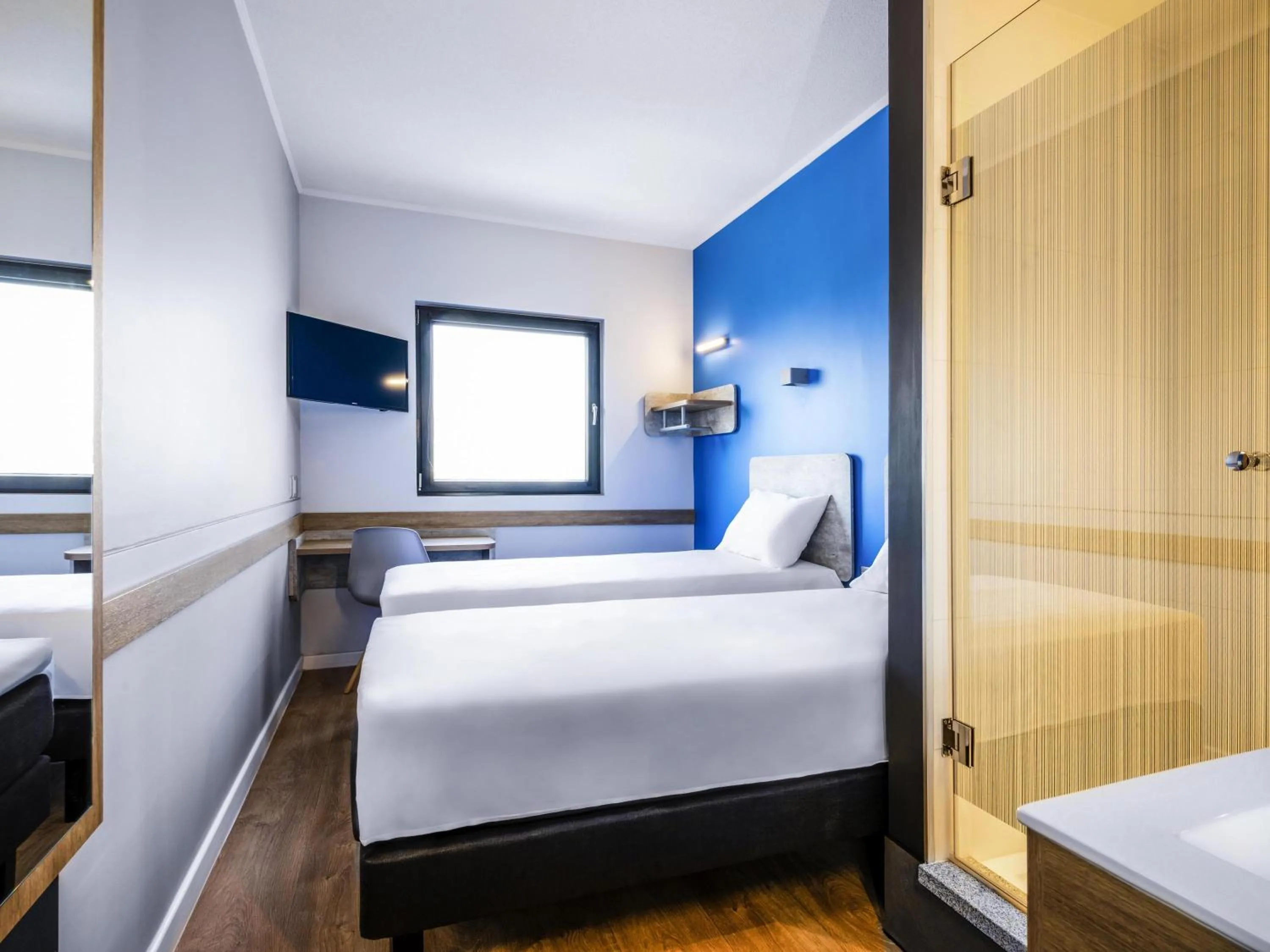 Bedroom, Bed in ibis budget Santiago Providencia