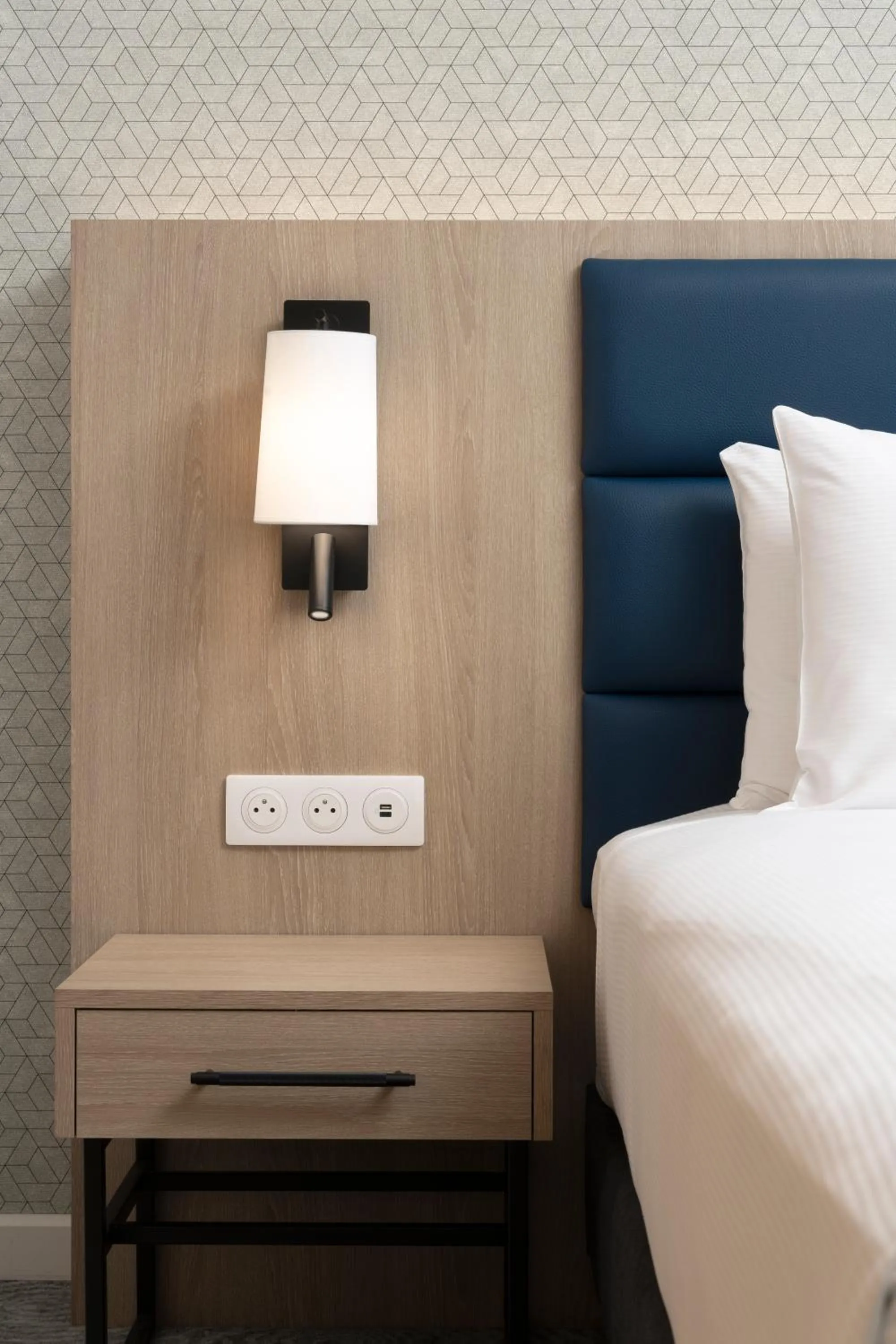 Bed in Hilton Paris Charles De Gaulle Airport