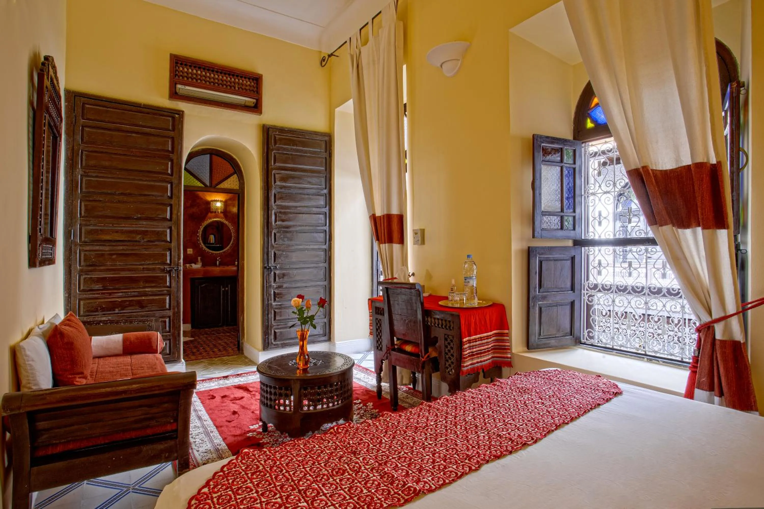 Photo of the whole room, Bed in Riad Al Jana