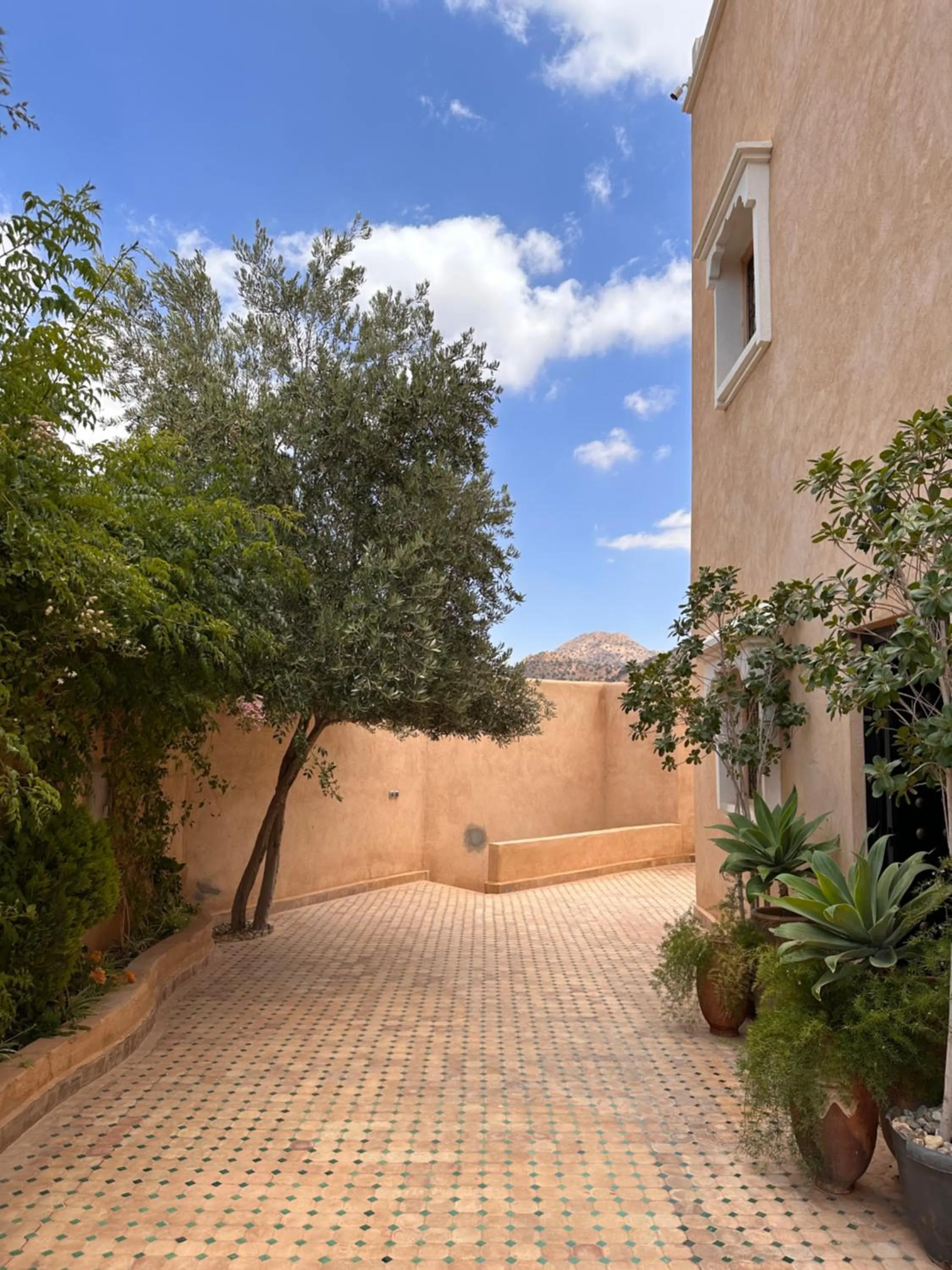 Swimming pool in Dar Ajgal