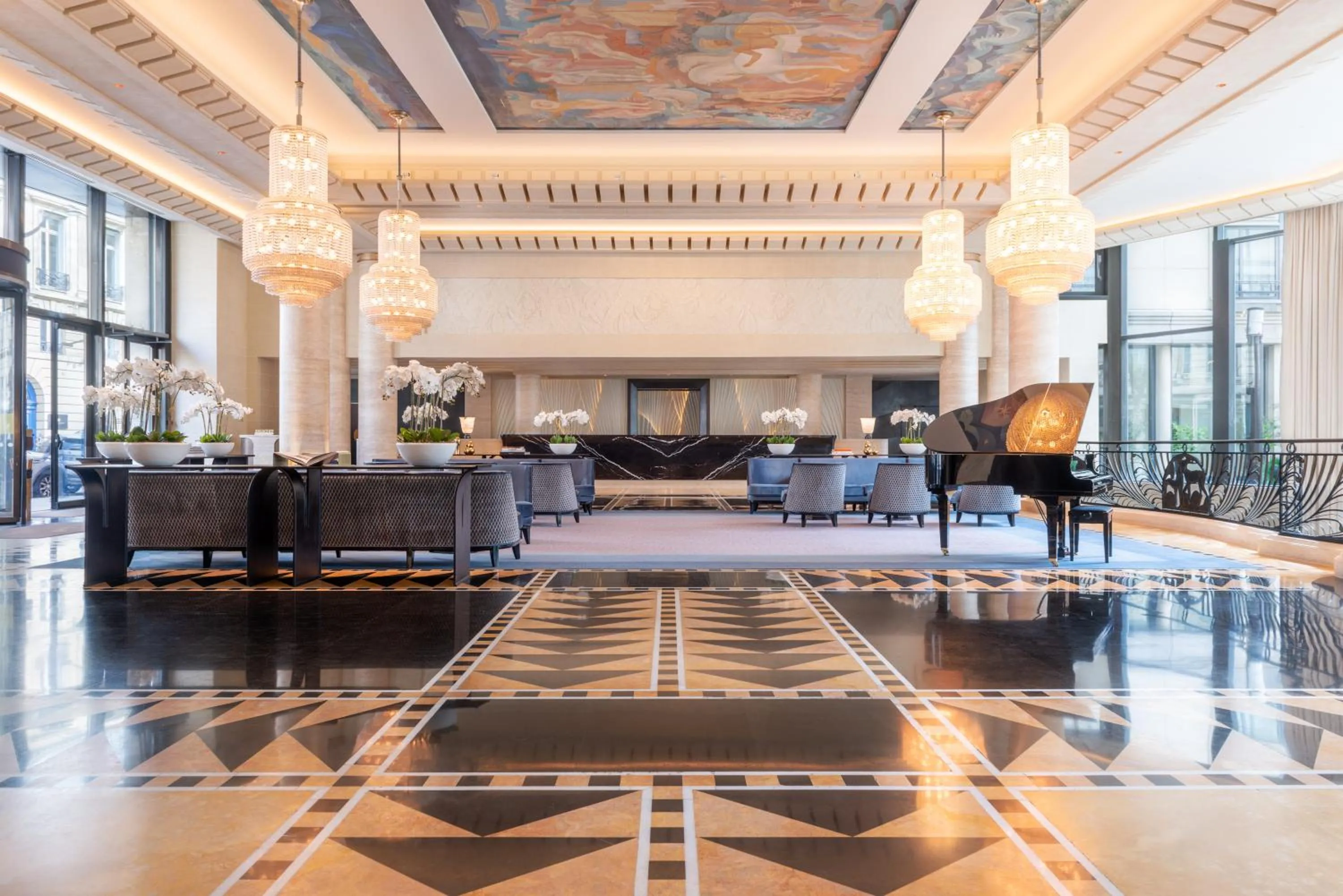 Lobby or reception in L'Hôtel du Collectionneur Paris