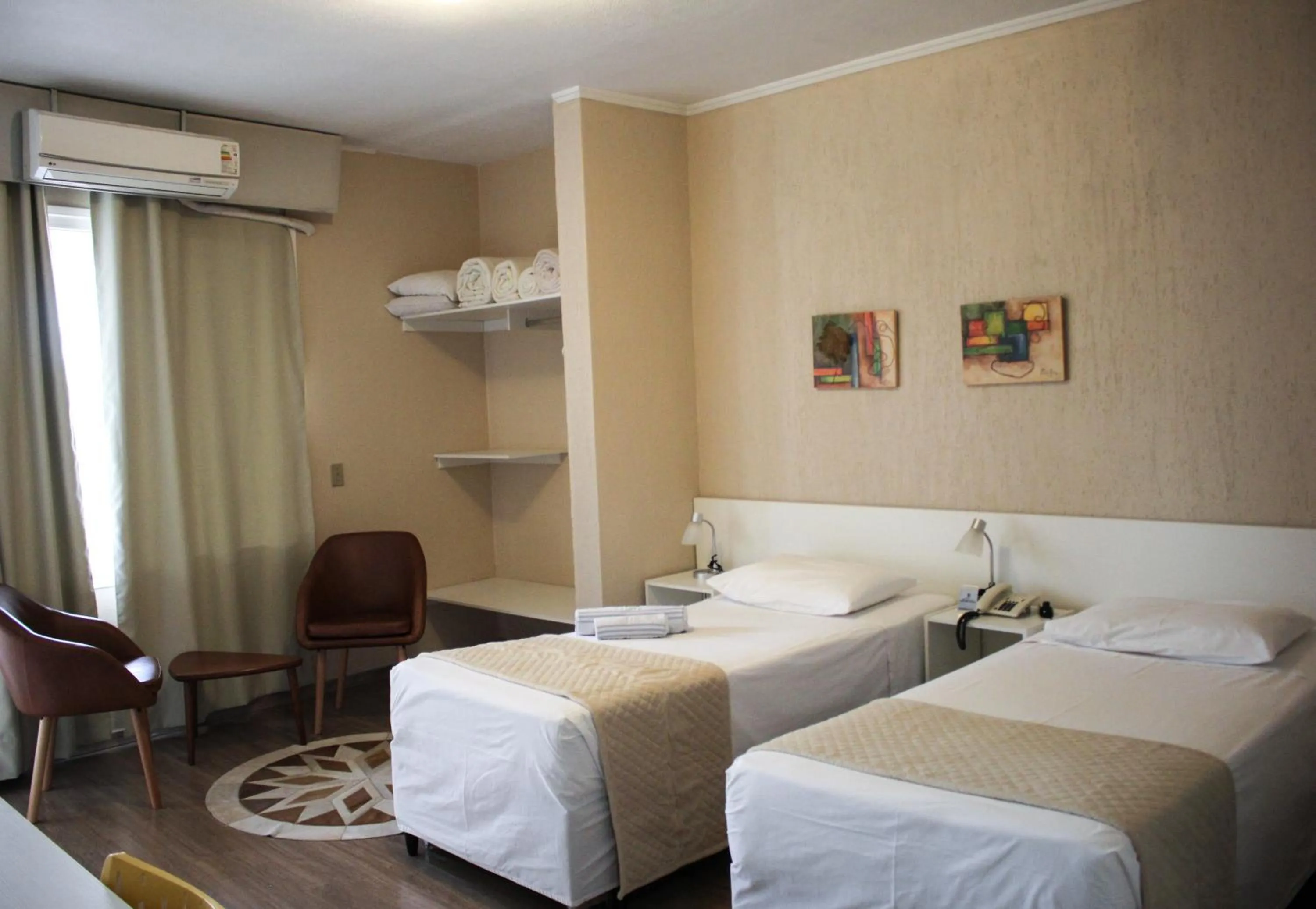 Bed in San Remo Hotel