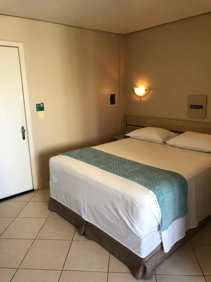 Bed in San Remo Hotel