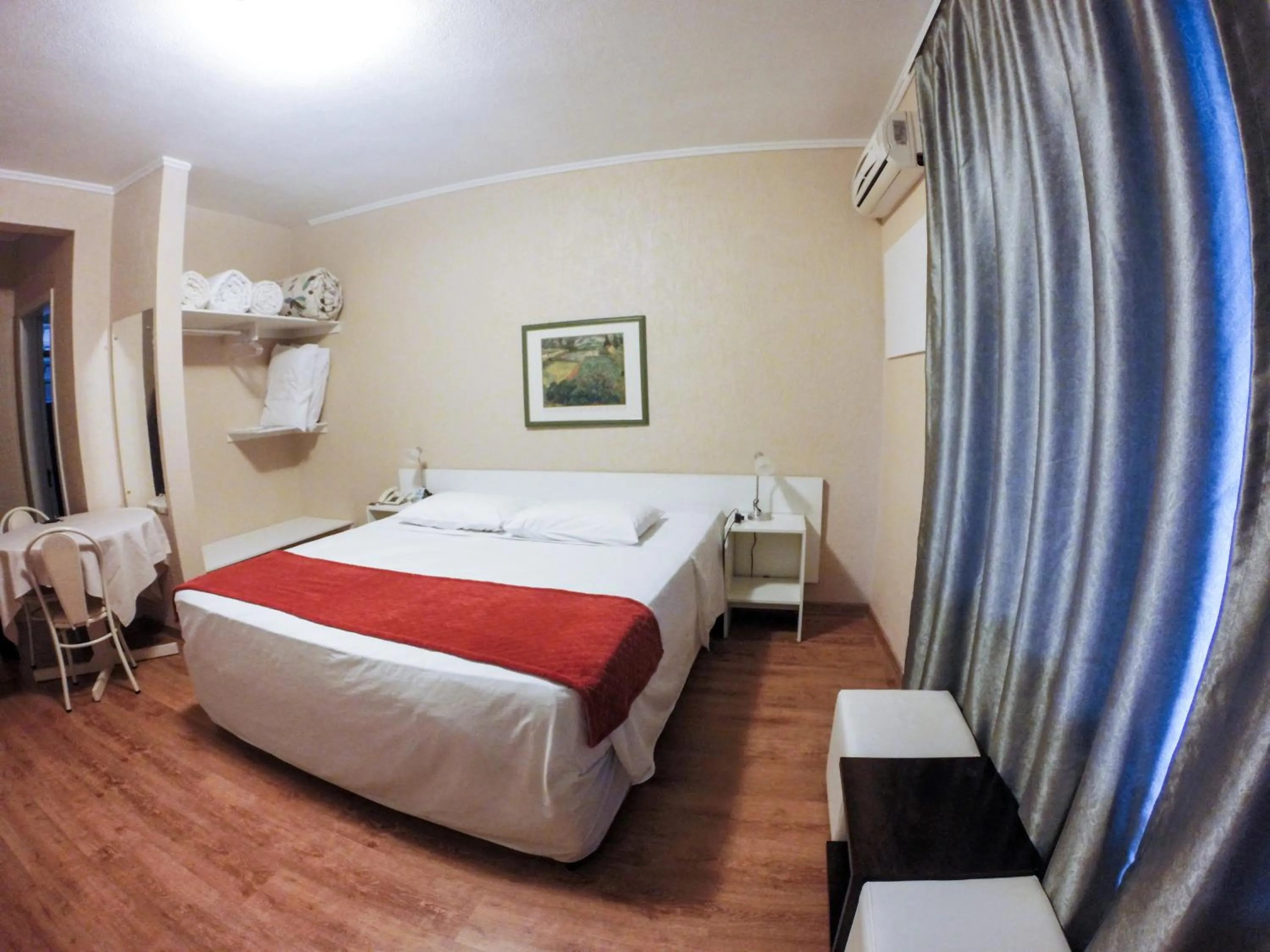 Other, Bed in San Remo Hotel