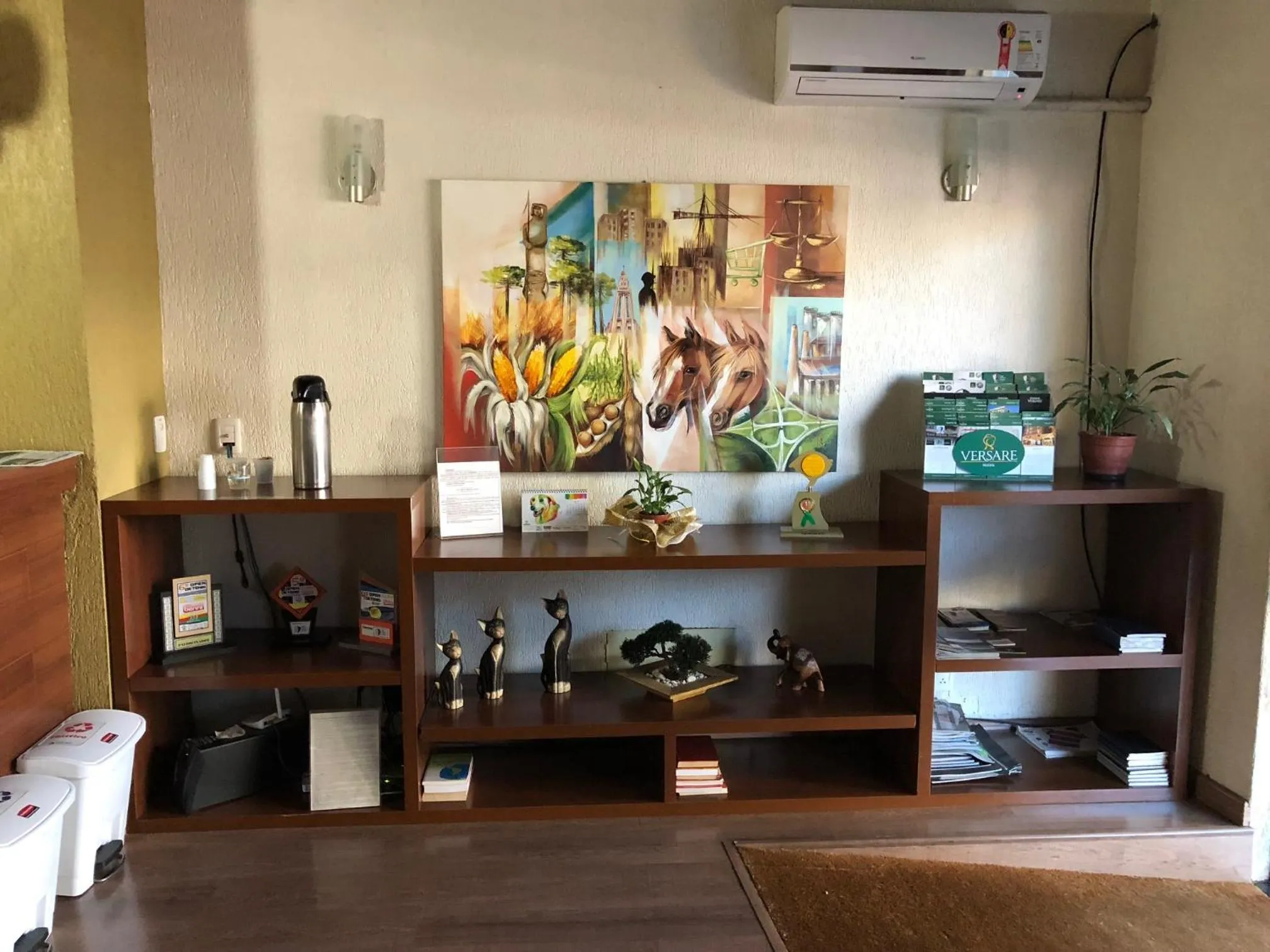 Lobby or reception in San Remo Hotel