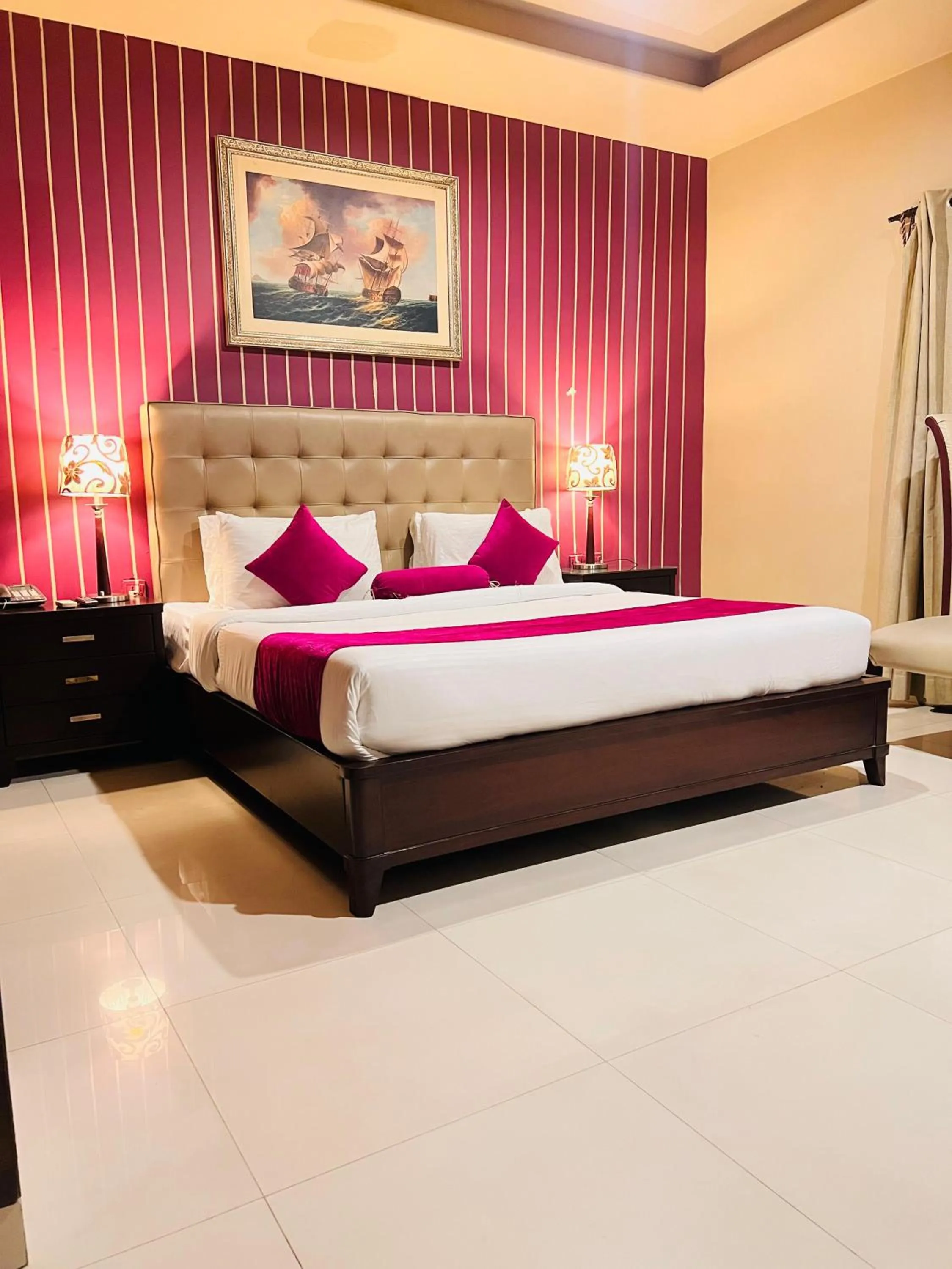 Grand Regent Hotel and Suites