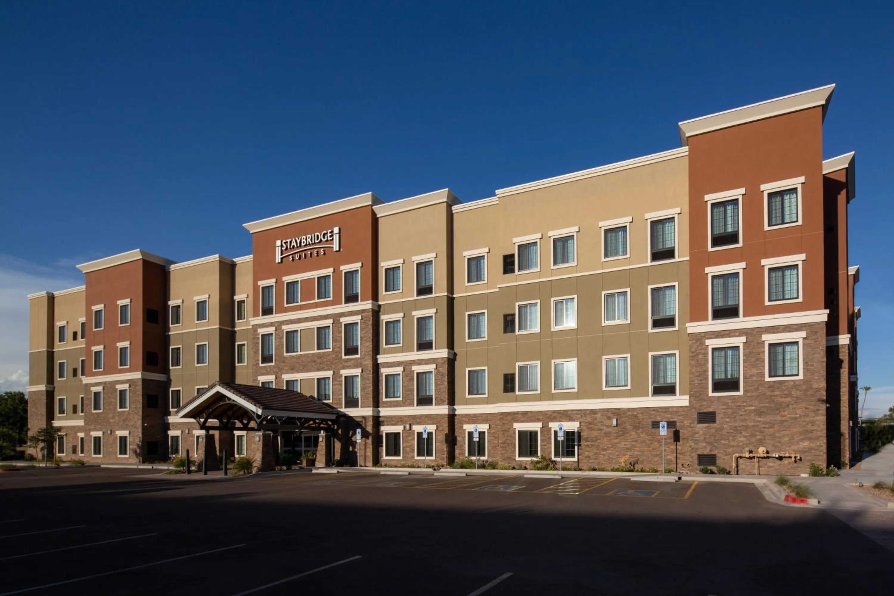 Property building in Staybridge Suites - Phoenix – Biltmore Area by IHG