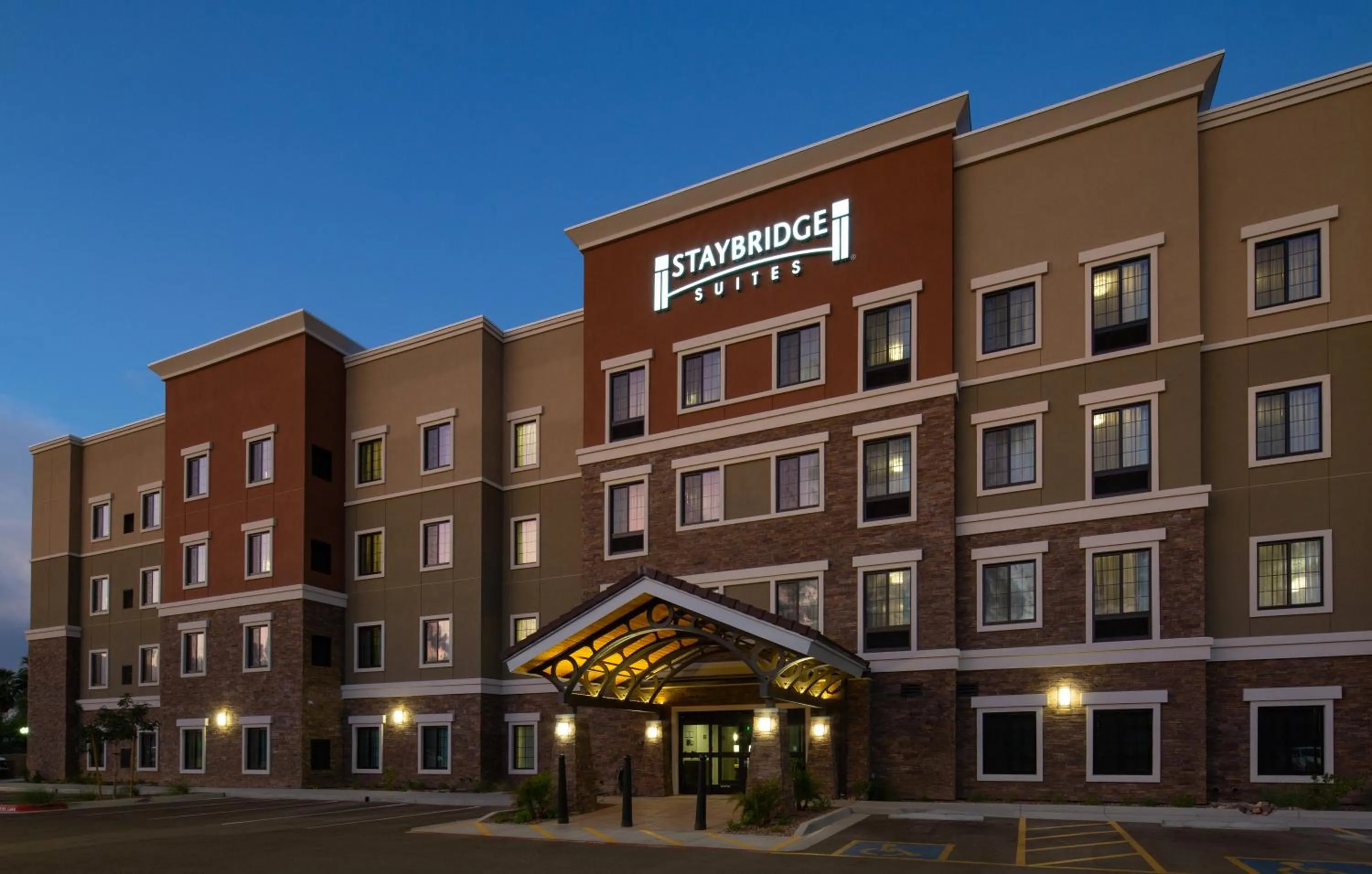 Property building in Staybridge Suites - Phoenix – Biltmore Area by IHG
