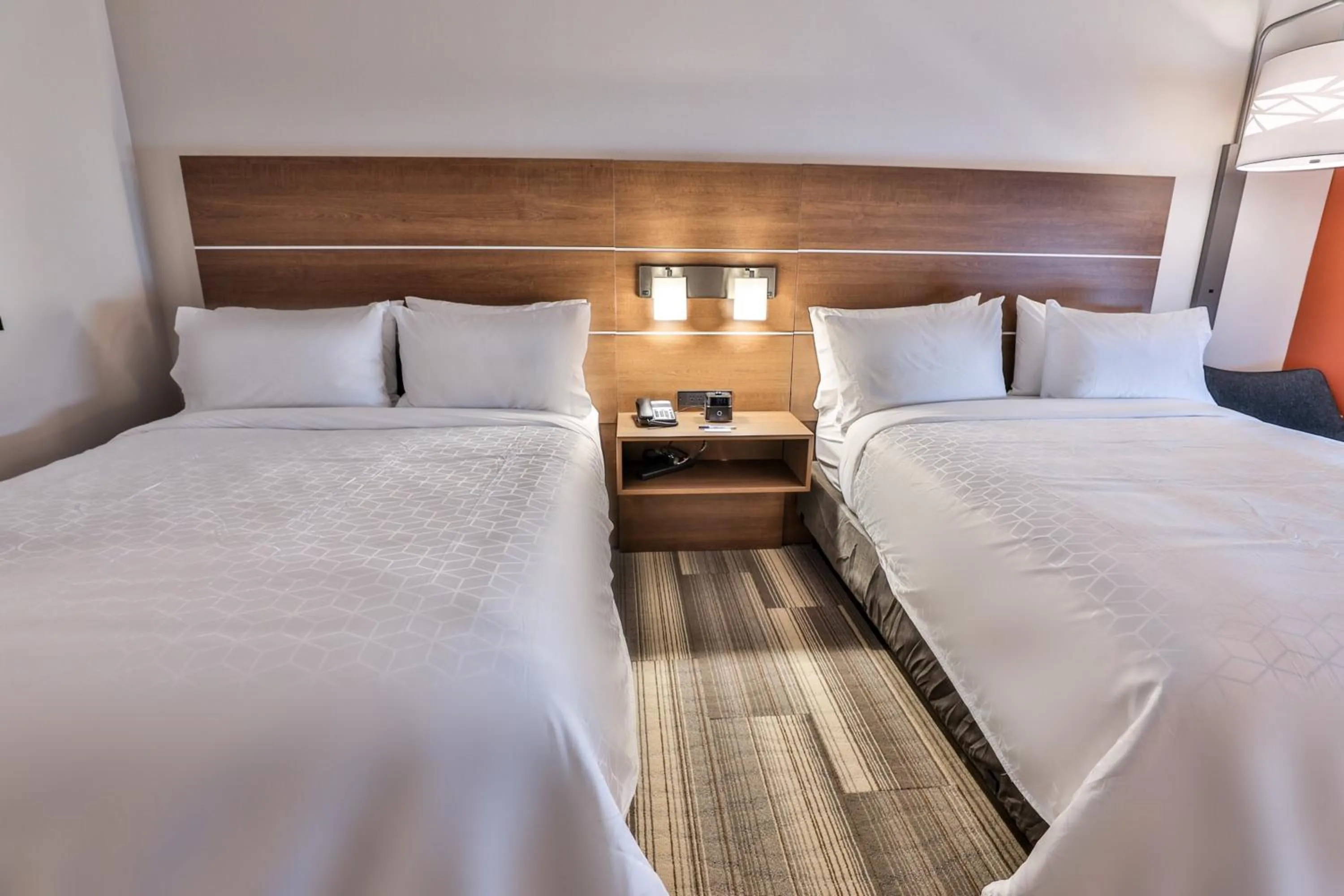 Photo of the whole room, Bed in Holiday Inn Express & Suites - Nashville MetroCenter Downtown by IHG