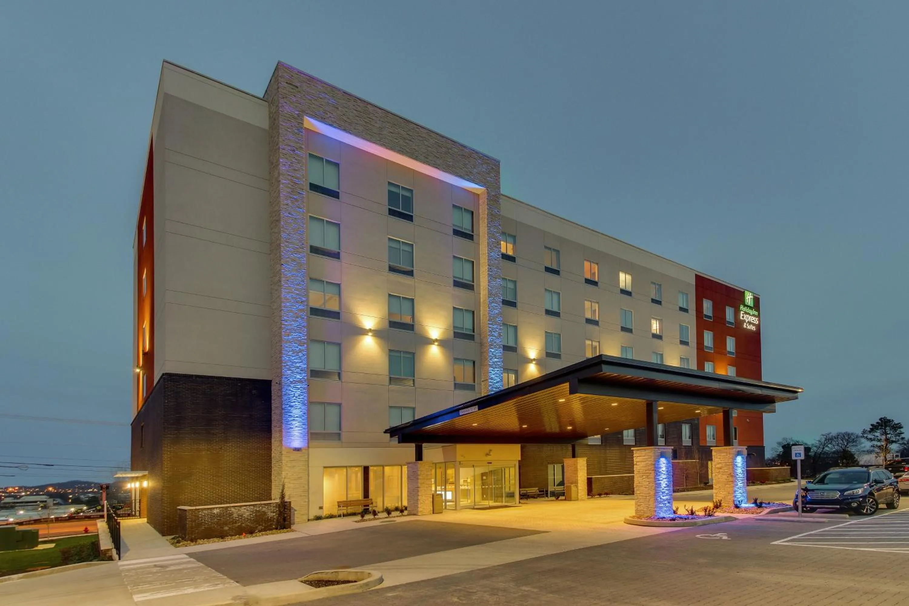 Property building in Holiday Inn Express & Suites - Nashville MetroCenter Downtown by IHG