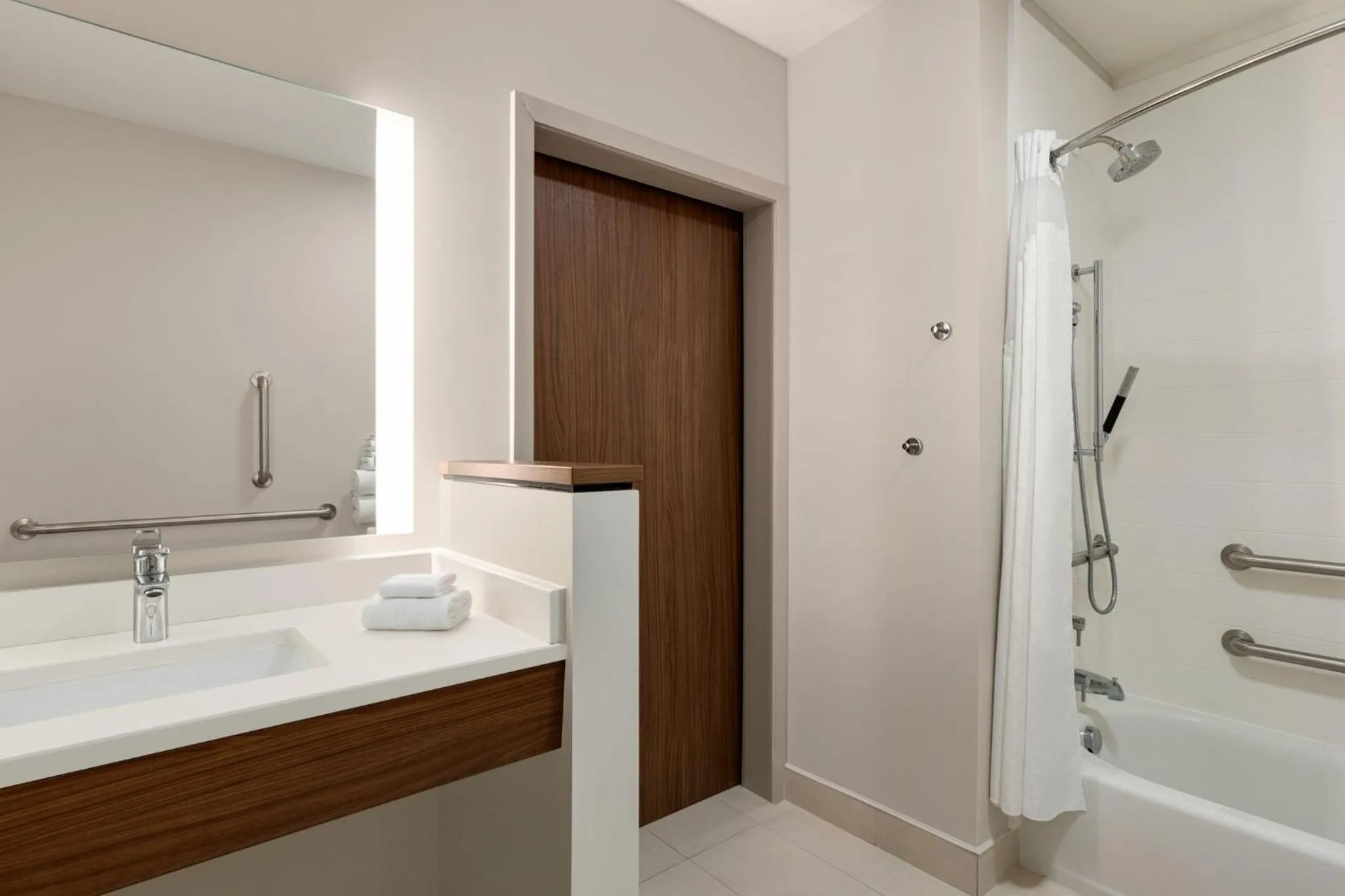 Bathroom in Holiday Inn Express & Suites - Dalton - Walnut Ave by IHG