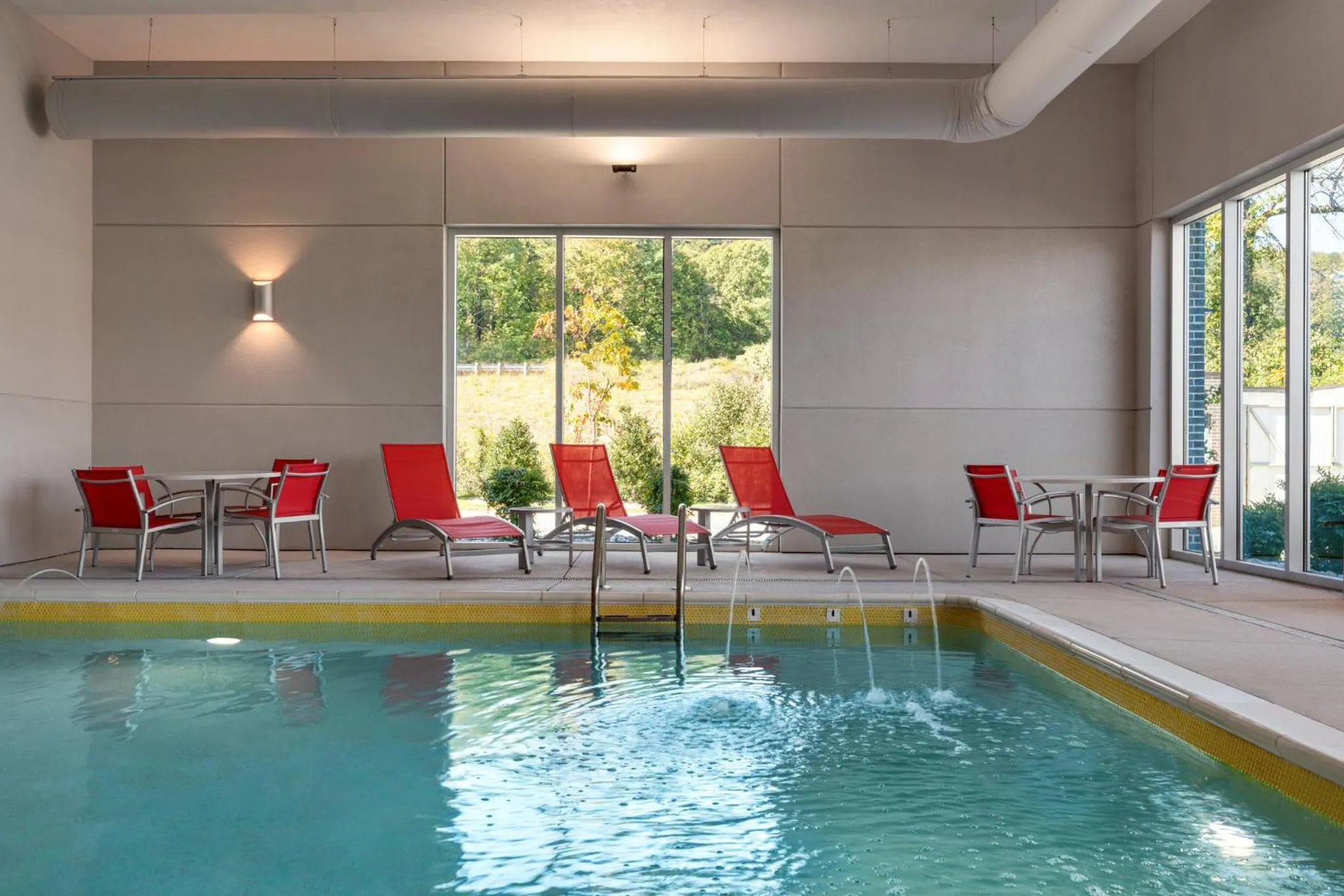 Swimming pool in Holiday Inn Express & Suites - Dalton - Walnut Ave by IHG