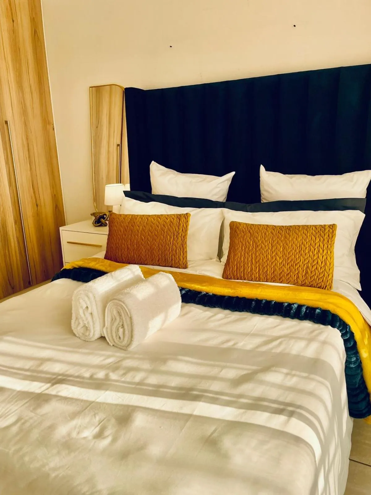 Bed in The Blyde, an impeccable blissful getaway (Balwin properties)