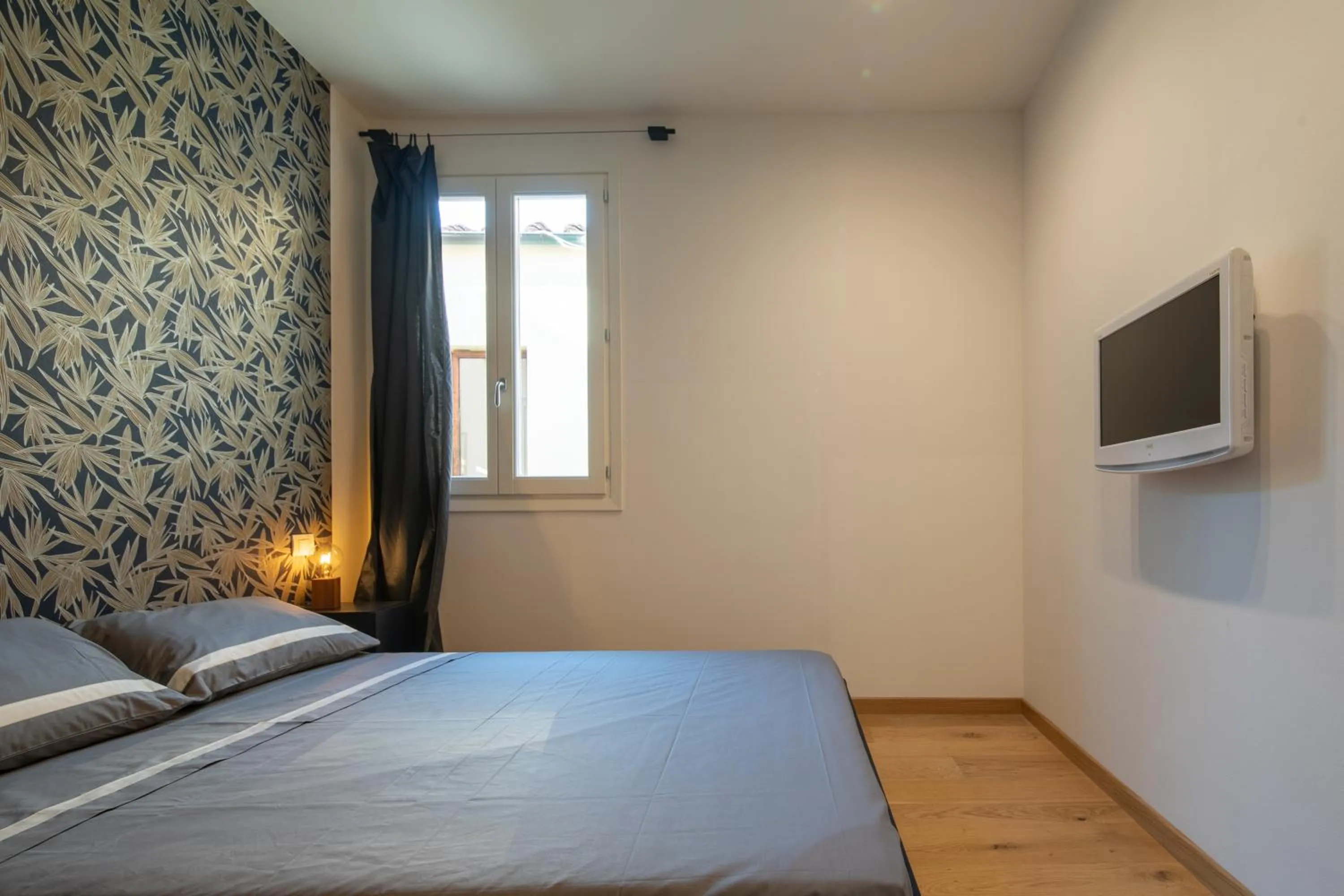 Bed in Nerli Prestige by Mmega