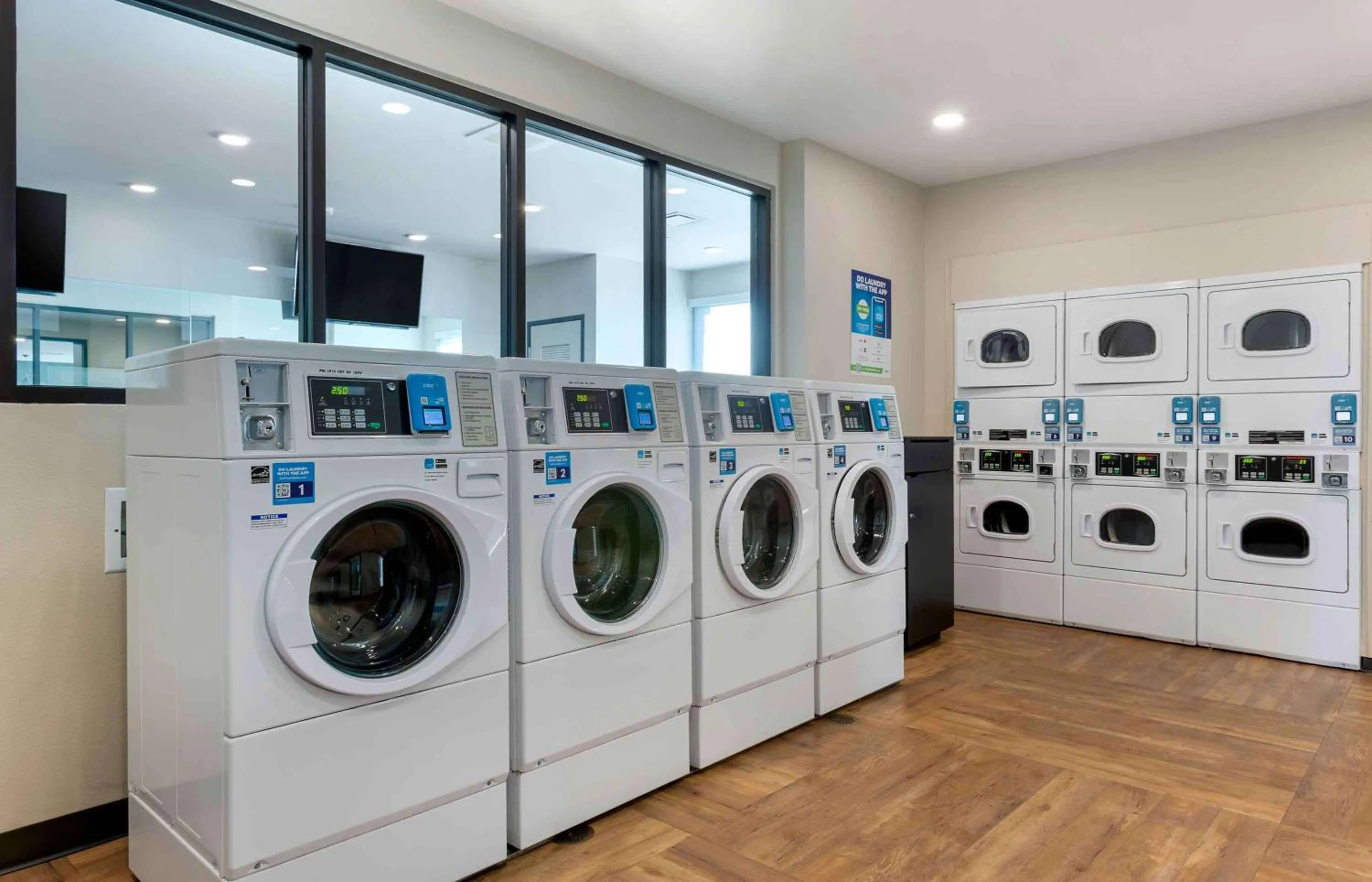 Property building in Extended Stay America Premier Suites - Phoenix - Chandler - Downtown