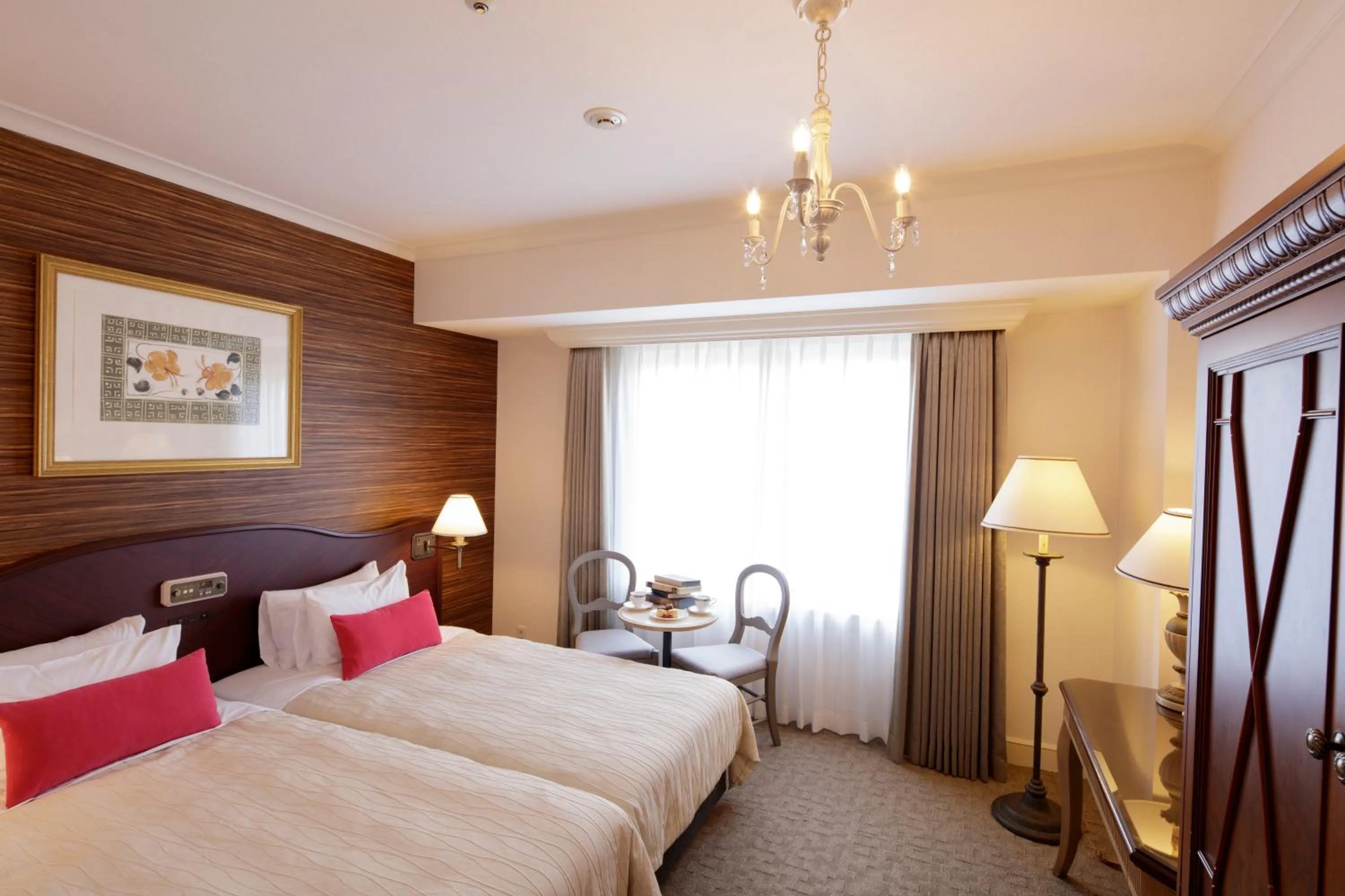 Bed in Sendai Royal Park Hotel