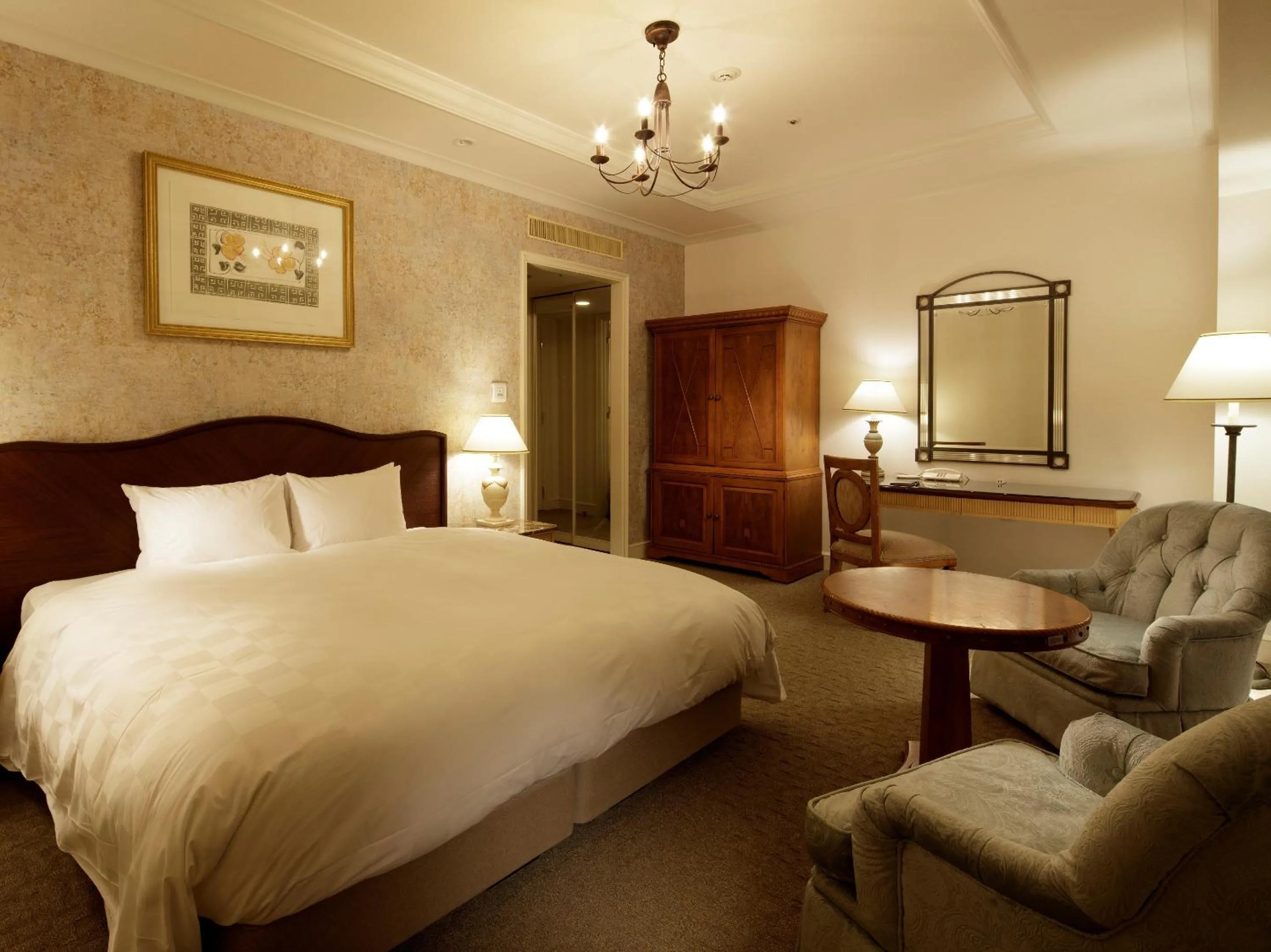 Bed in Sendai Royal Park Hotel