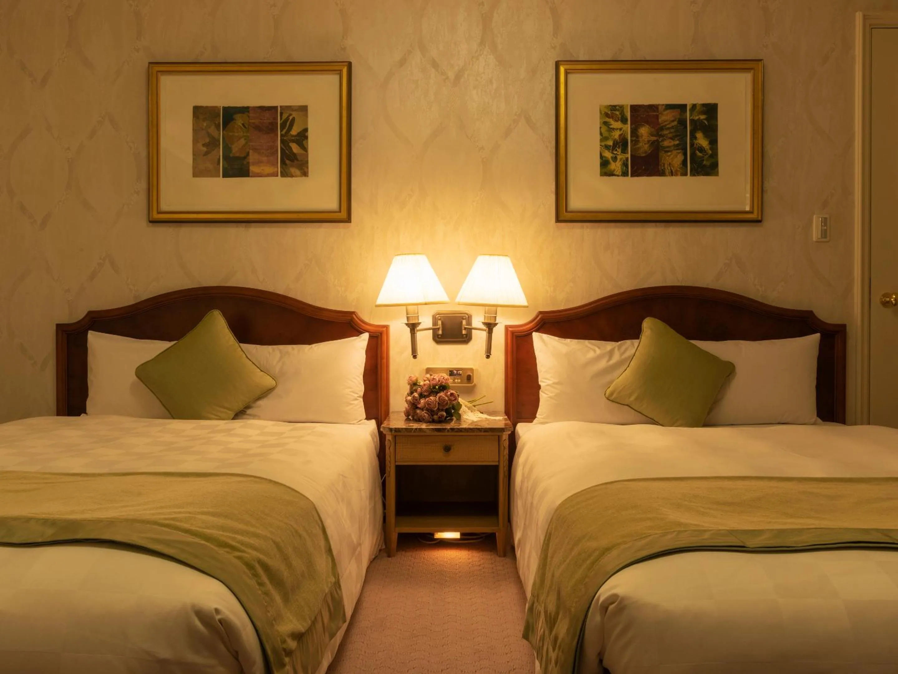 Bedroom, Bed in Sendai Royal Park Hotel