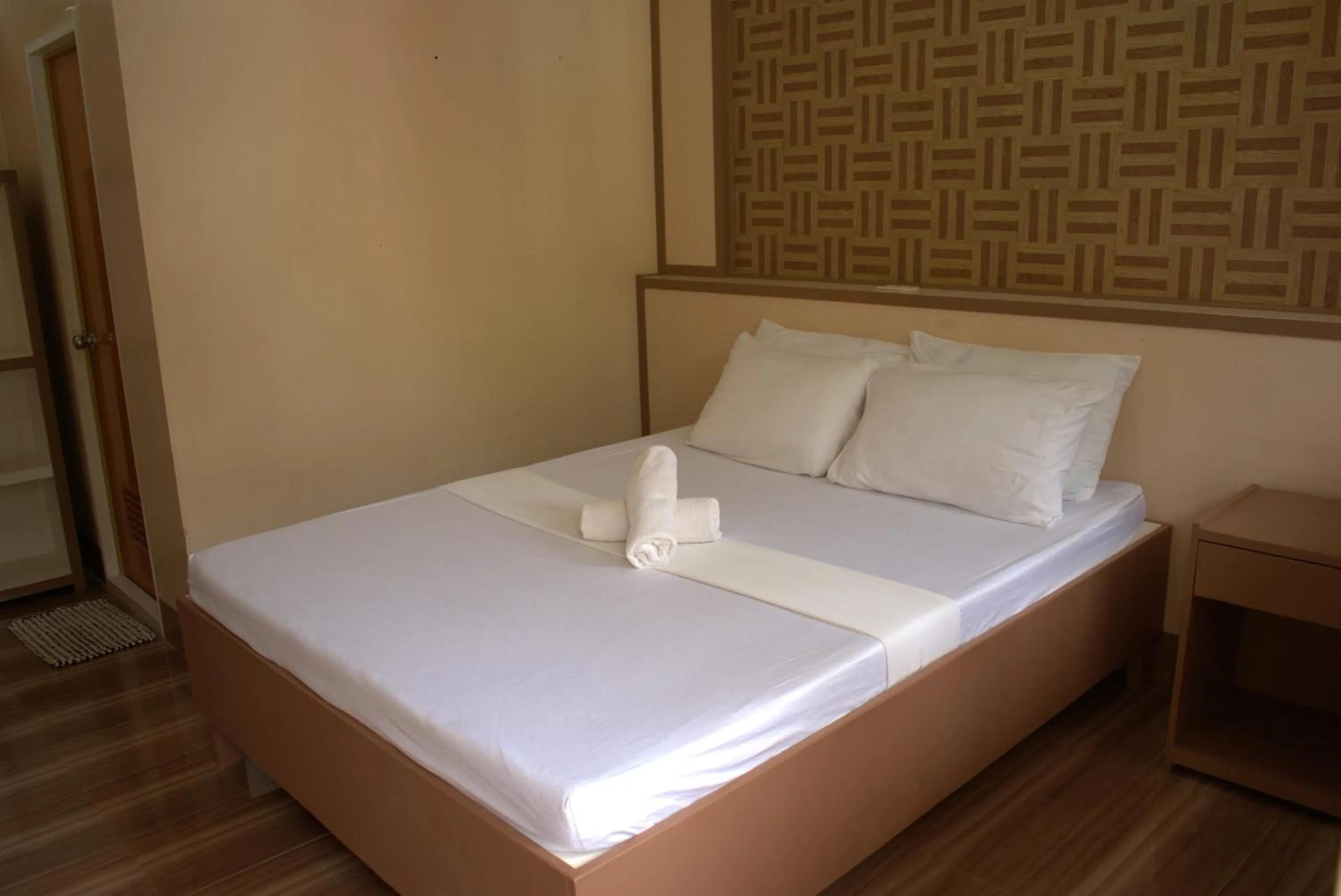 Bed in Stefanie Grace Inn