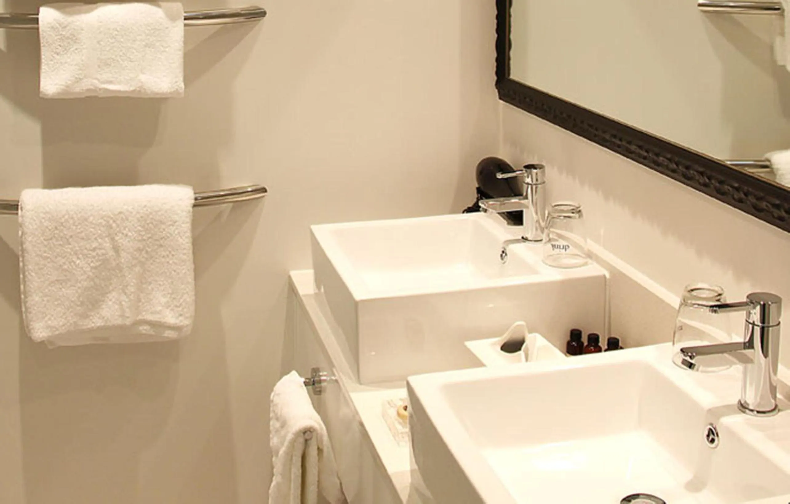 Bathroom in Regent of Rotorua Boutique Hotel