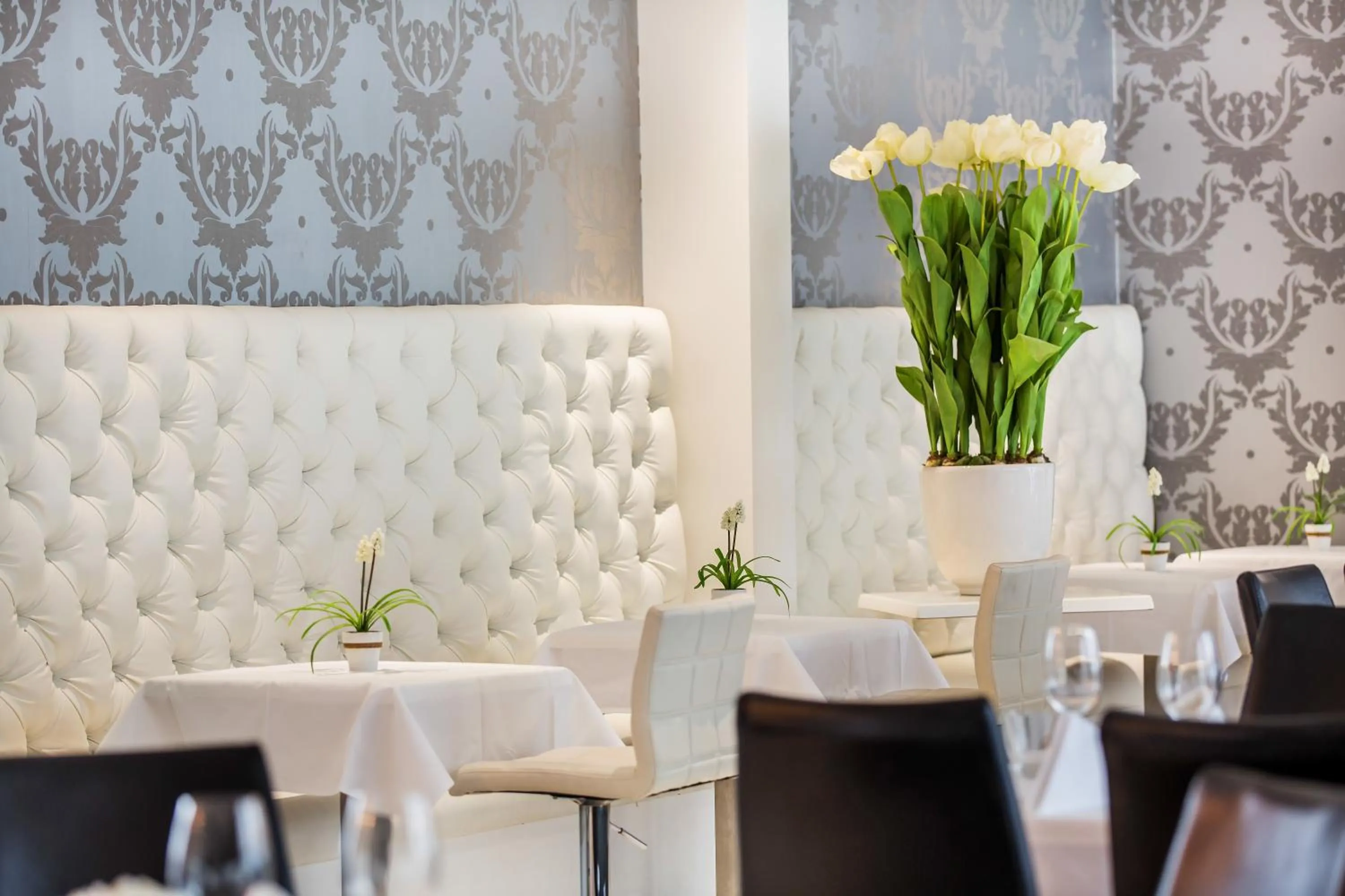 Restaurant/places to eat in Regent of Rotorua Boutique Hotel