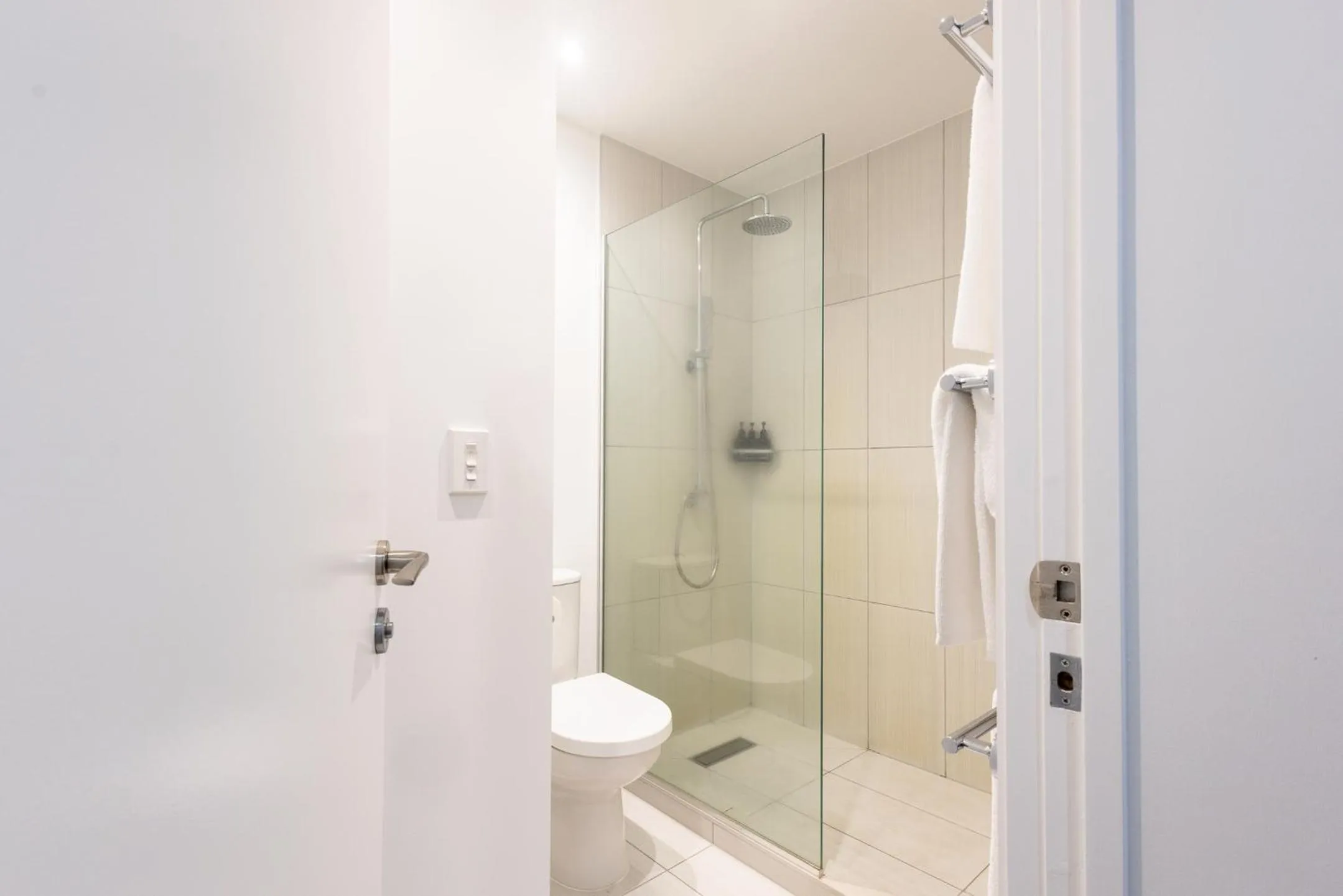 Shower in Regent of Rotorua Boutique Hotel