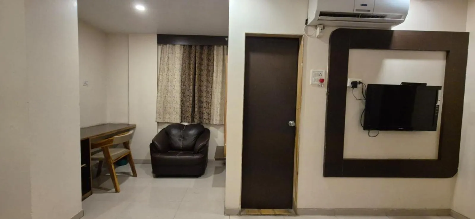 Hotel Krishna Sai Kutir