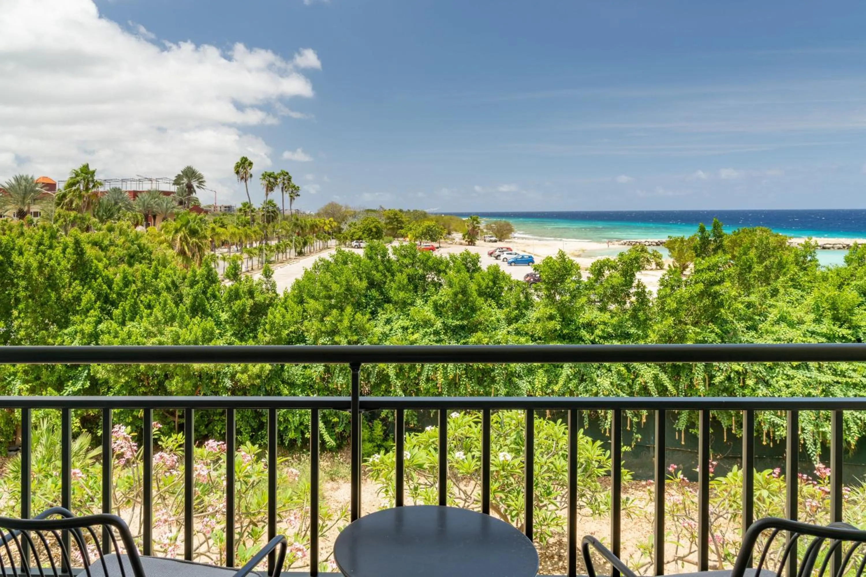Photo of the whole room in Curaçao Marriott Beach Resort