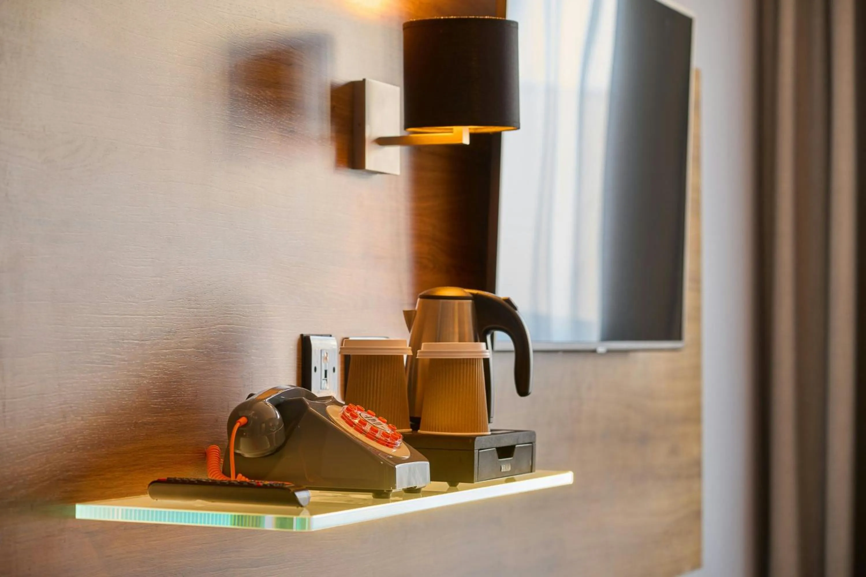 Photo of the whole room in Moxy Dublin City