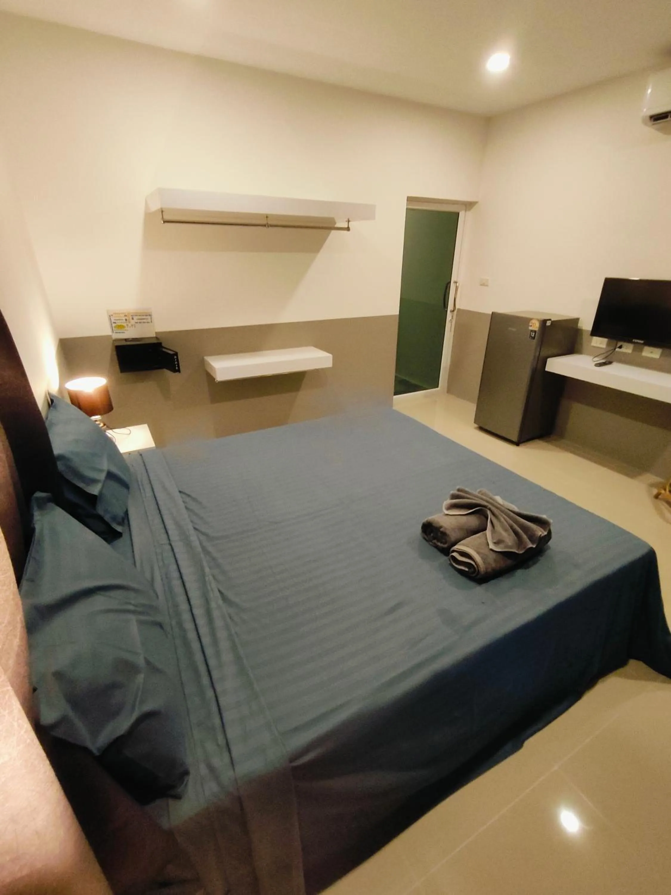 Bed in Ban Elephant Blanc Bungalow