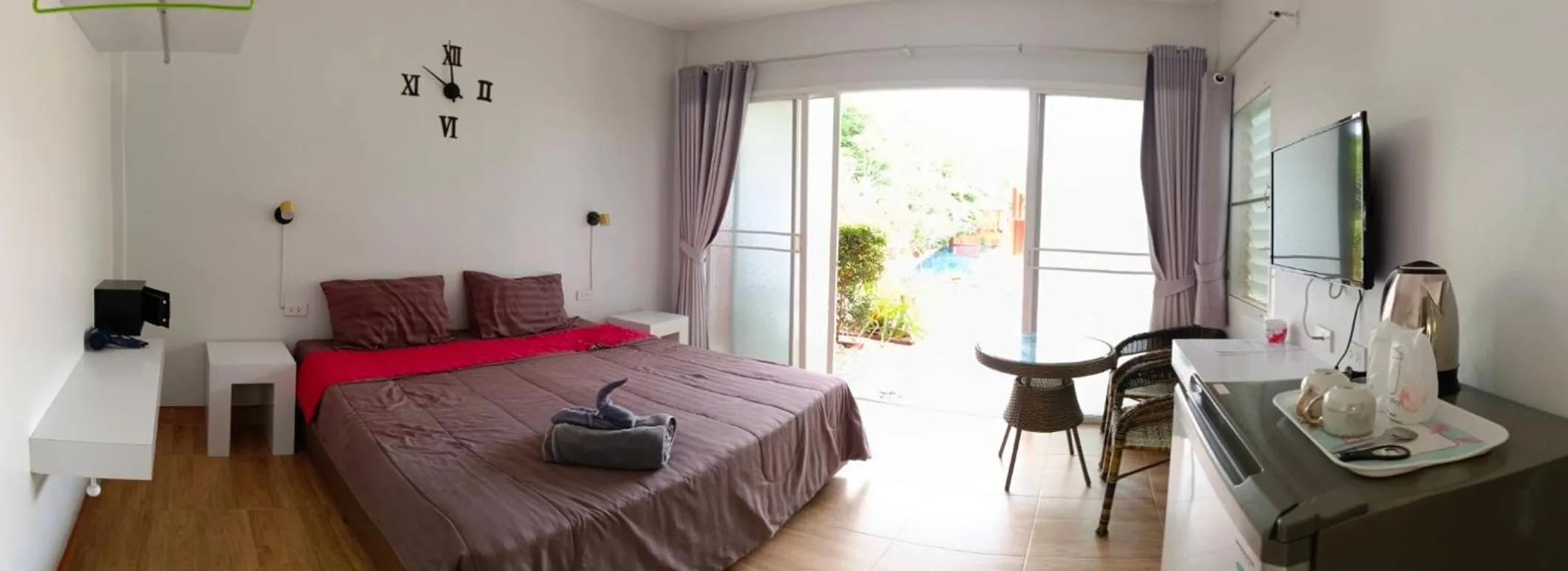 Bed in Ban Elephant Blanc Bungalow