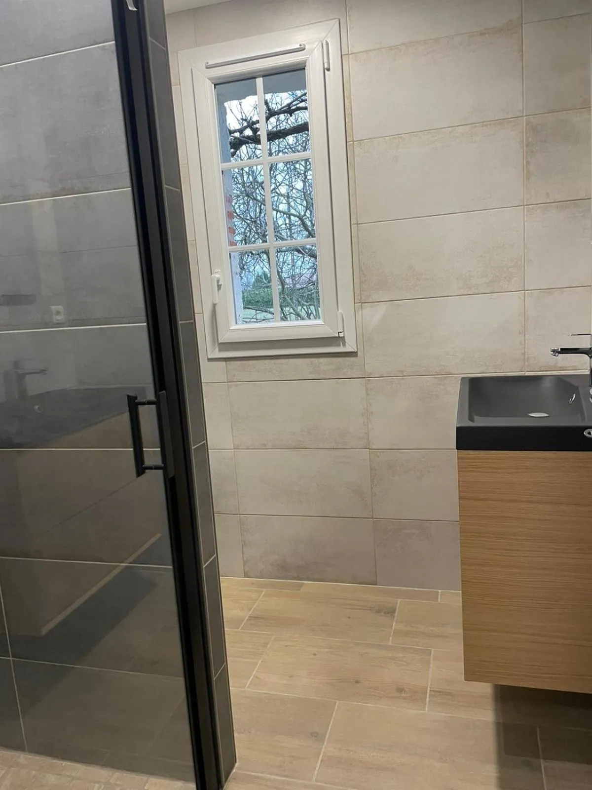 Bathroom in Chez Jan et Nicole - Gite Toulouse