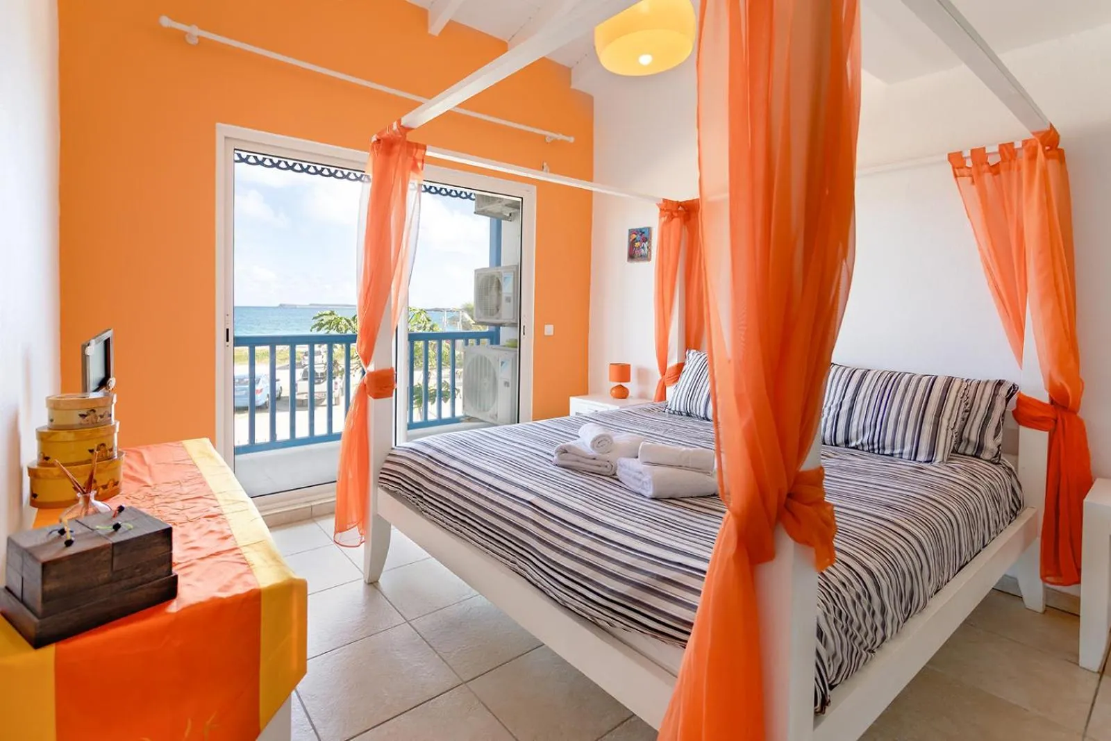 Bed in Timoon apartment