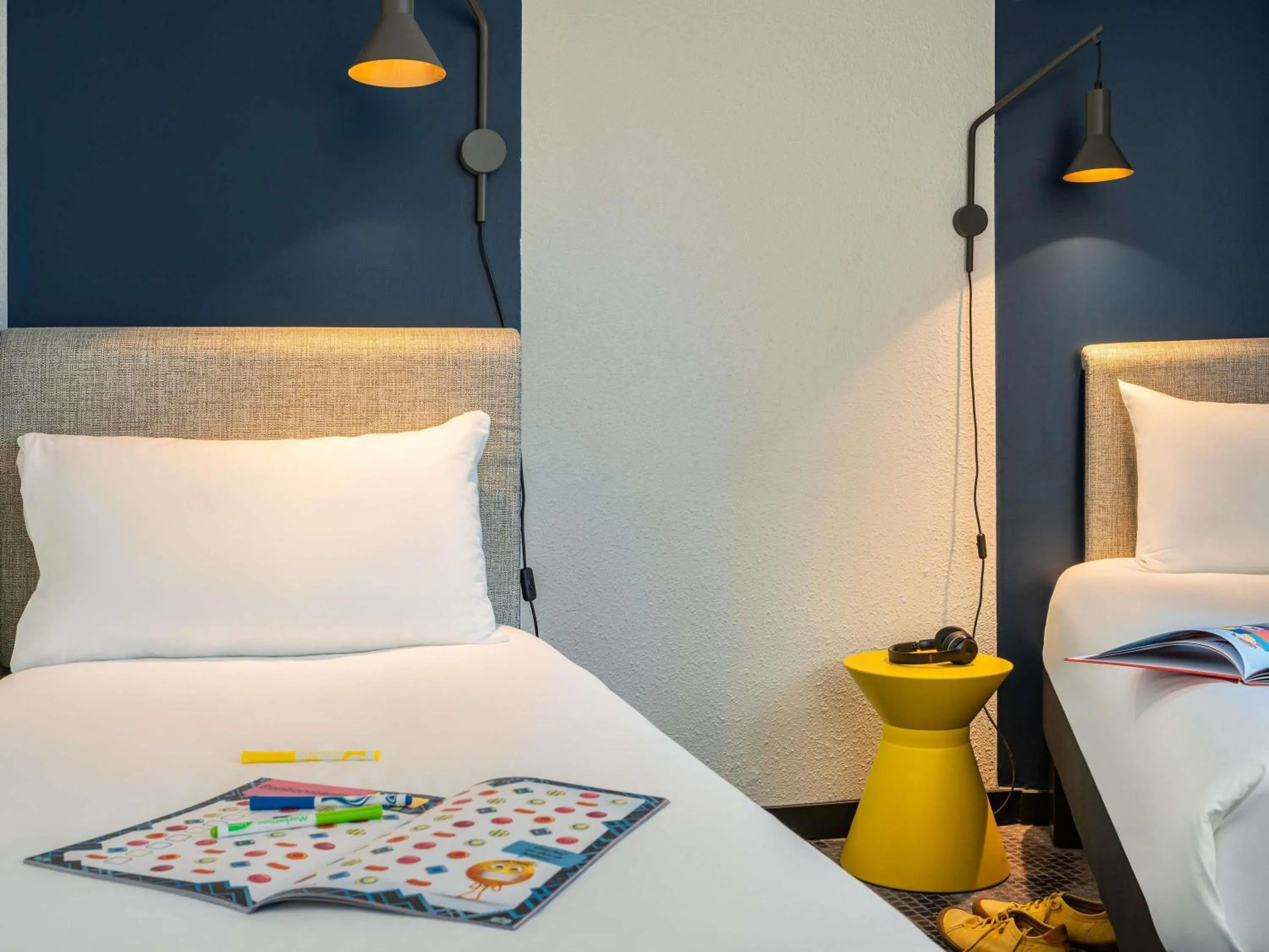 Bedroom, Bed in ibis Paris Coeur d'Orly Airport