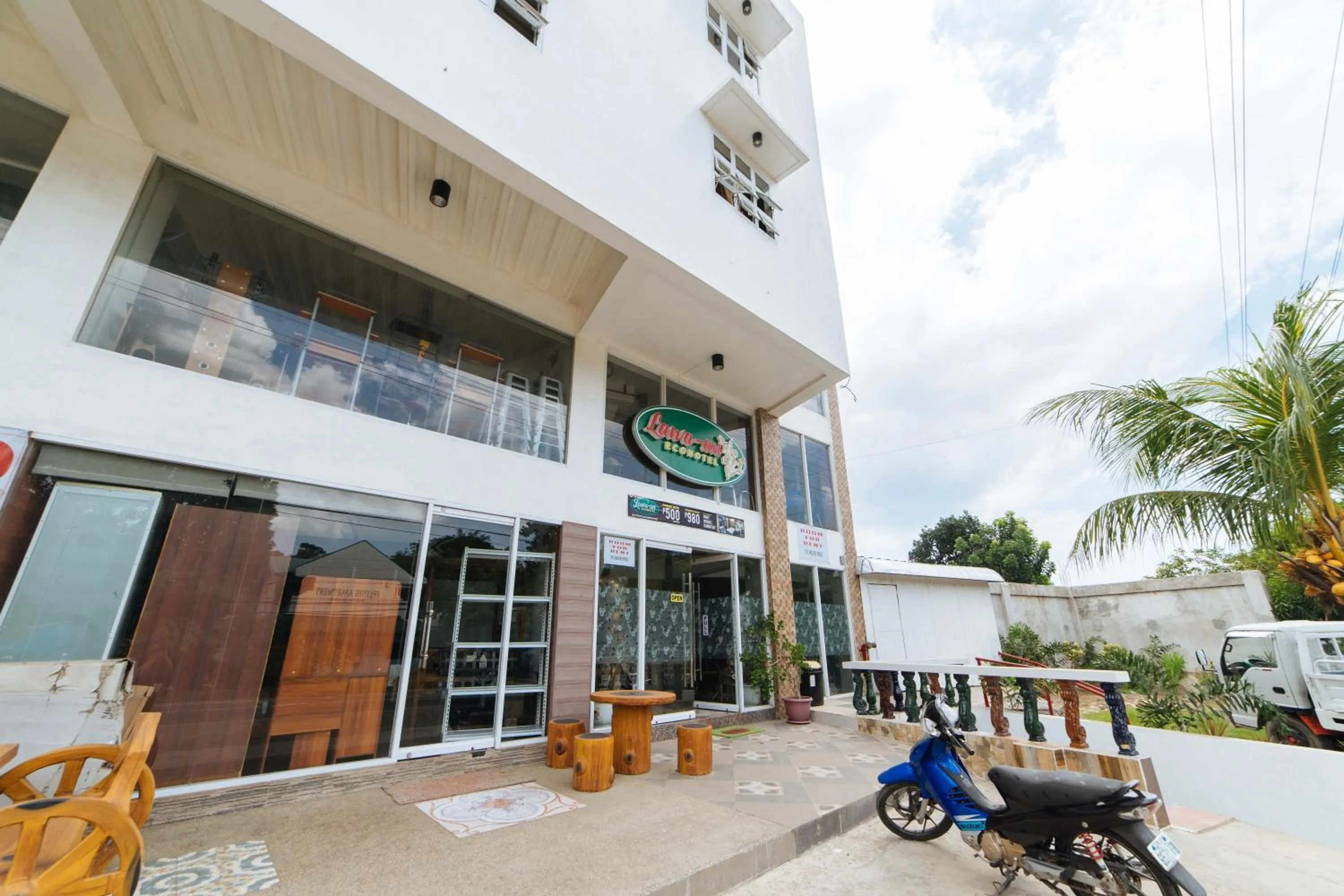 Property Building in RedDoorz@Lawaan Roxas City