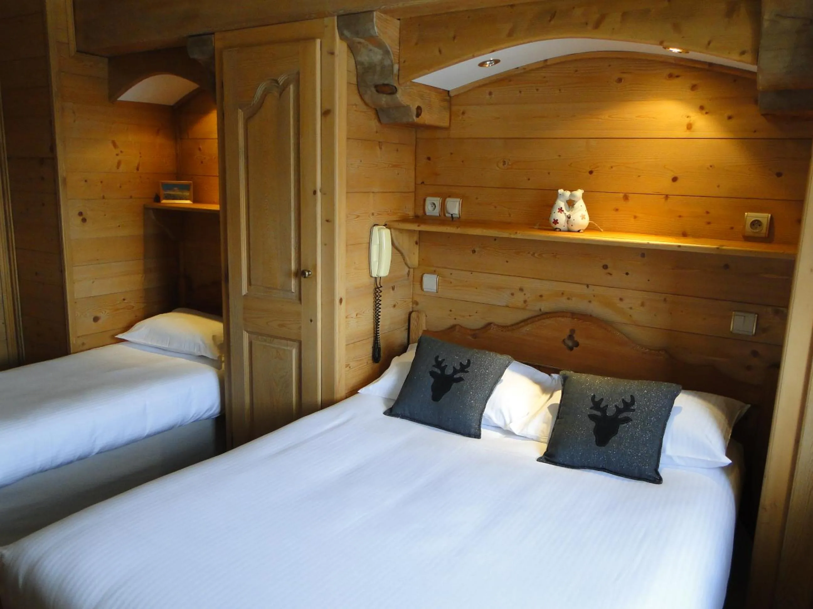 Bed in Le Caprice Des Neiges