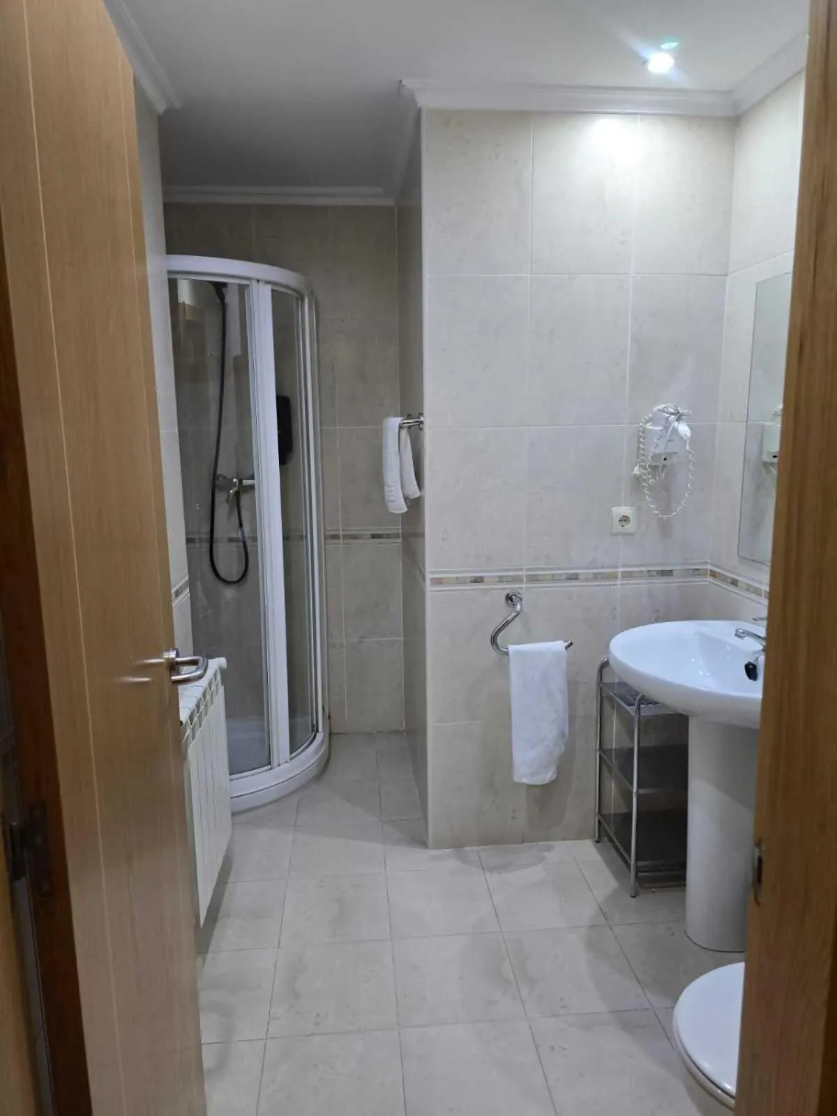 HOTEL EL ROBLE PALENTINO