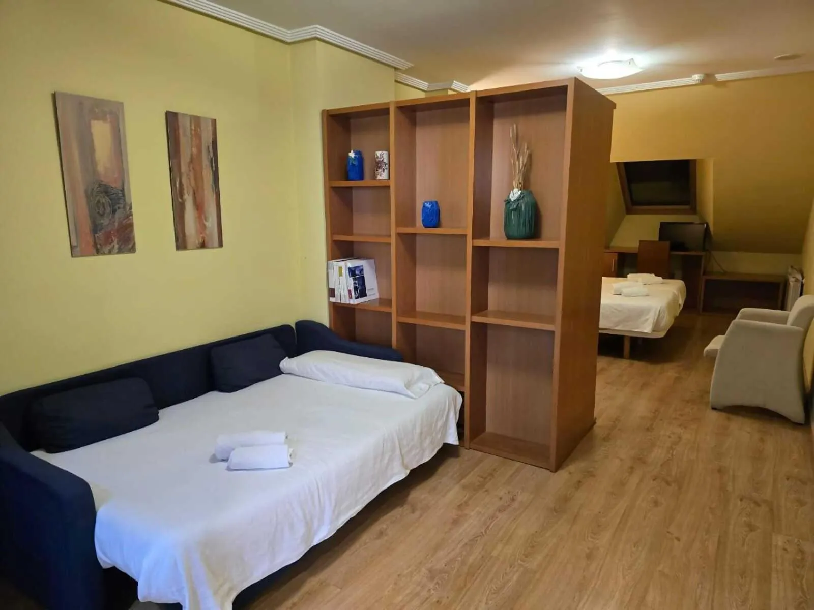 Bed in HOTEL EL ROBLE PALENTINO