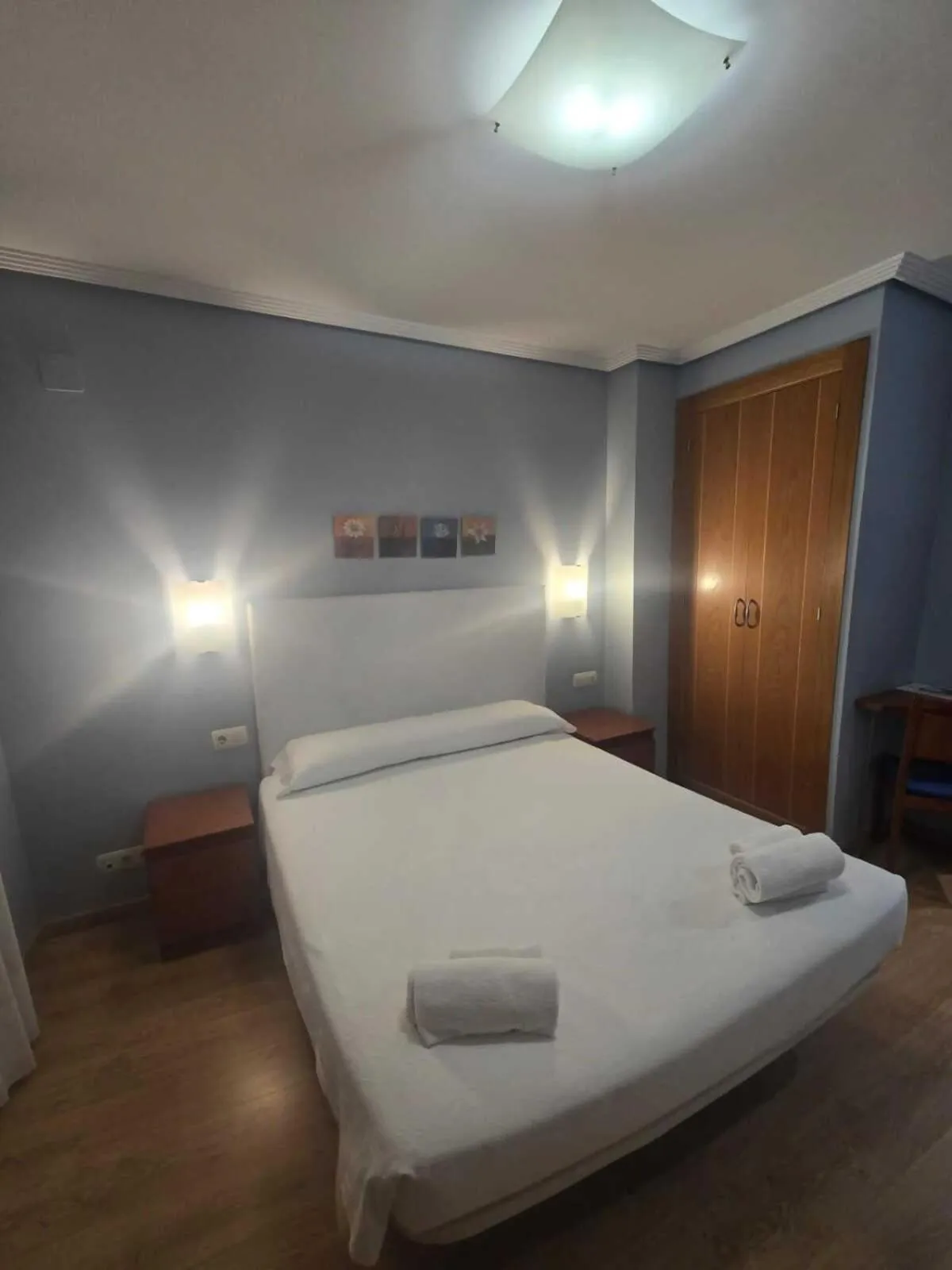 Bed in HOTEL EL ROBLE PALENTINO