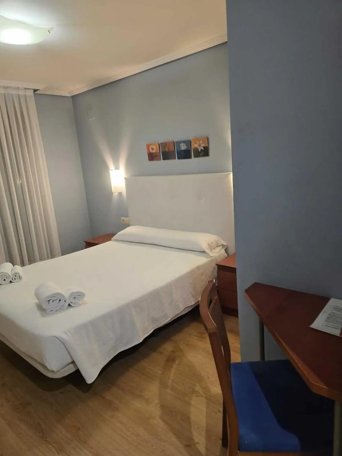 Bed in HOTEL EL ROBLE PALENTINO