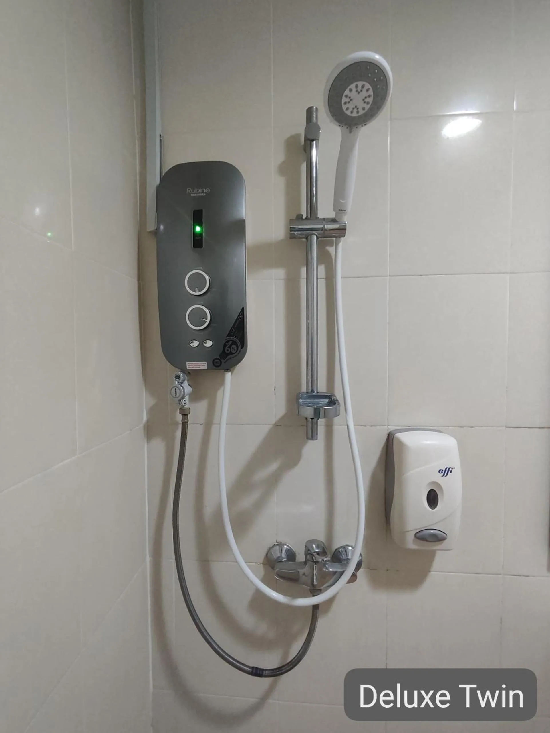 Shower in SCC Hotel City Centre