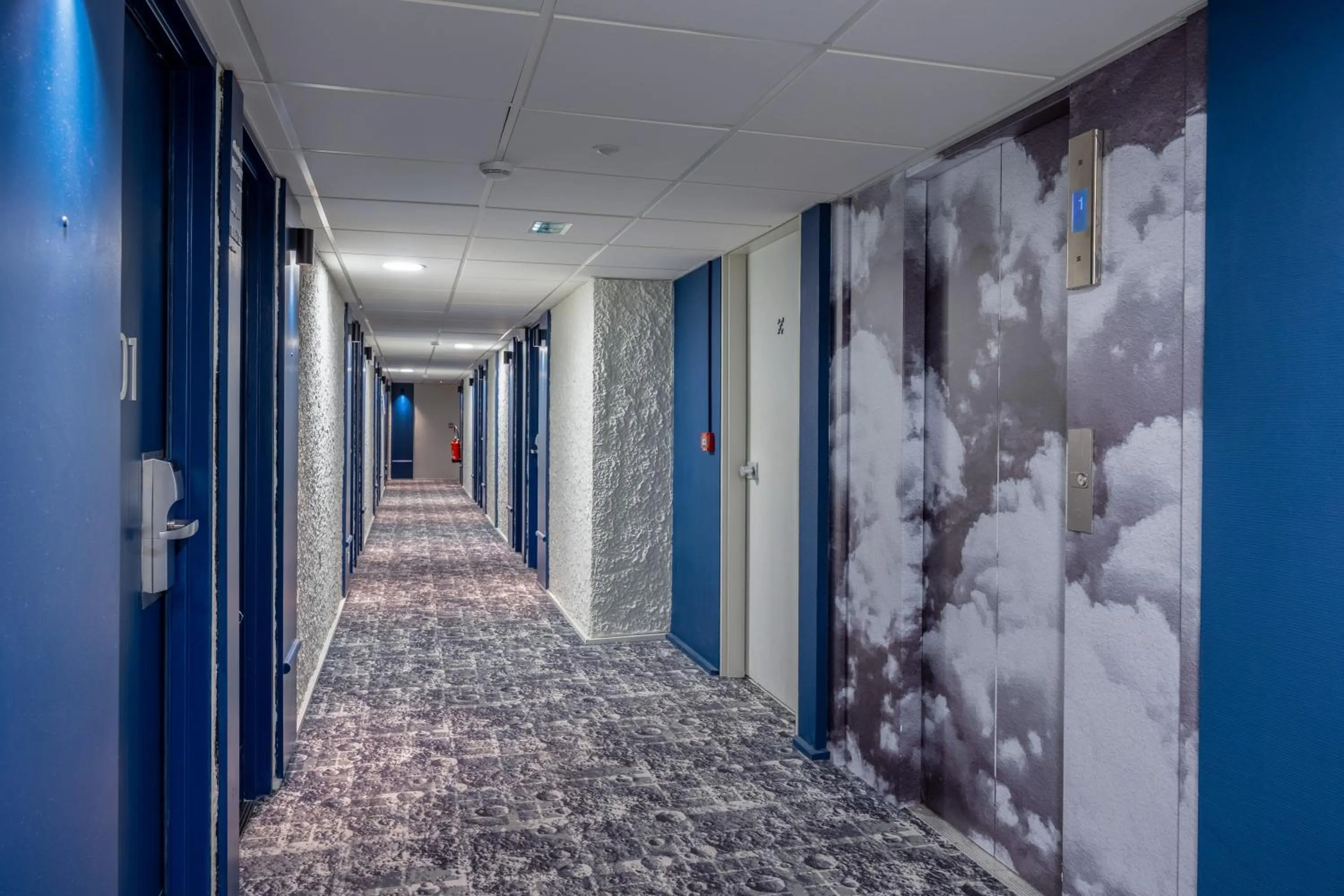 Property building in ibis La Rochelle Centre Historique