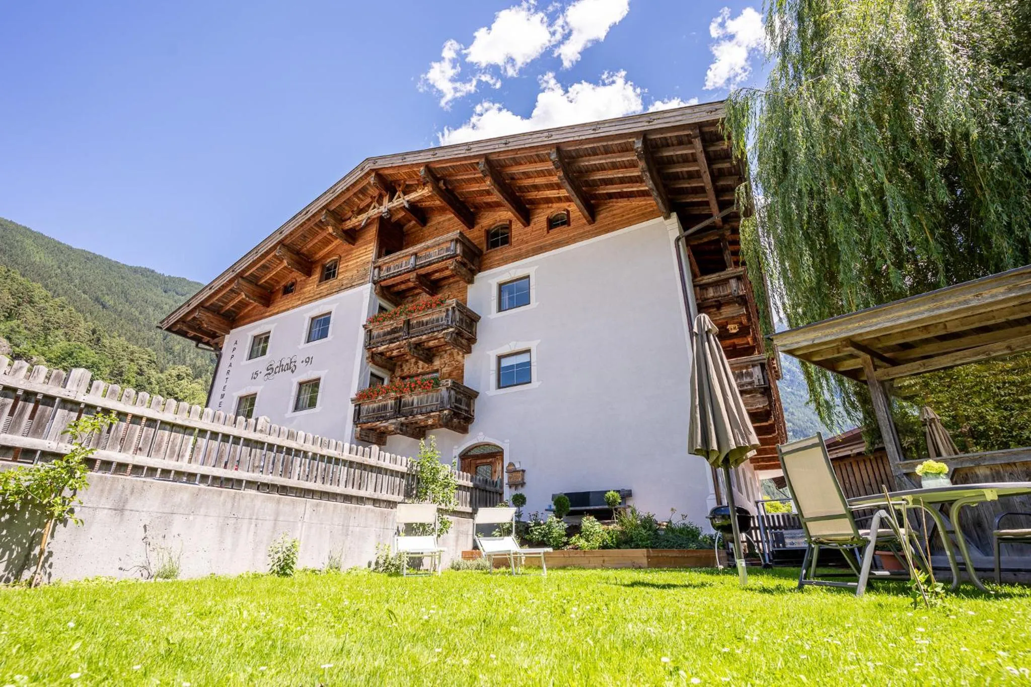 Property building in Appartement Residenz Schatz
