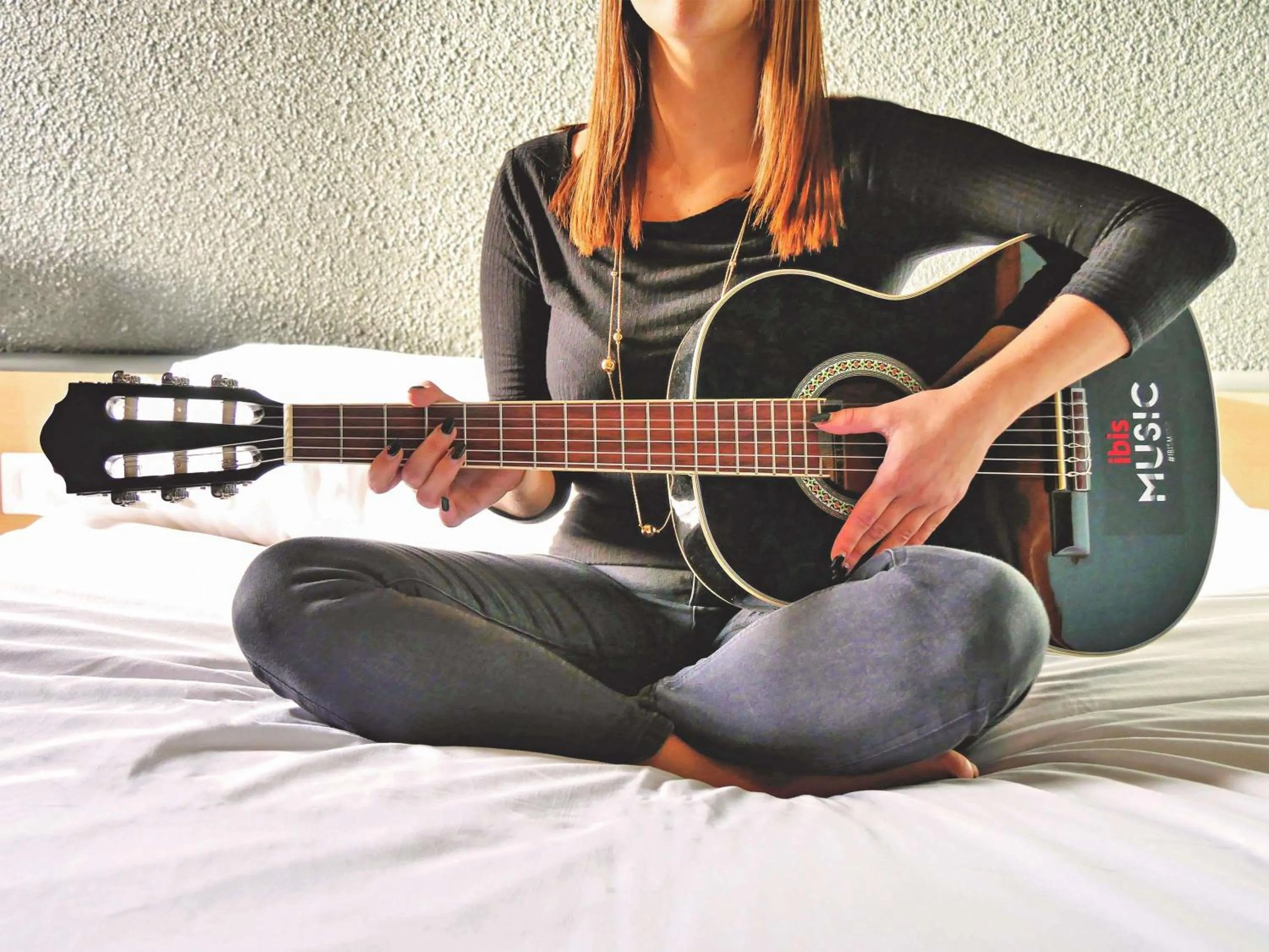 Bedroom in ibis Rueil-Malmaison Centre