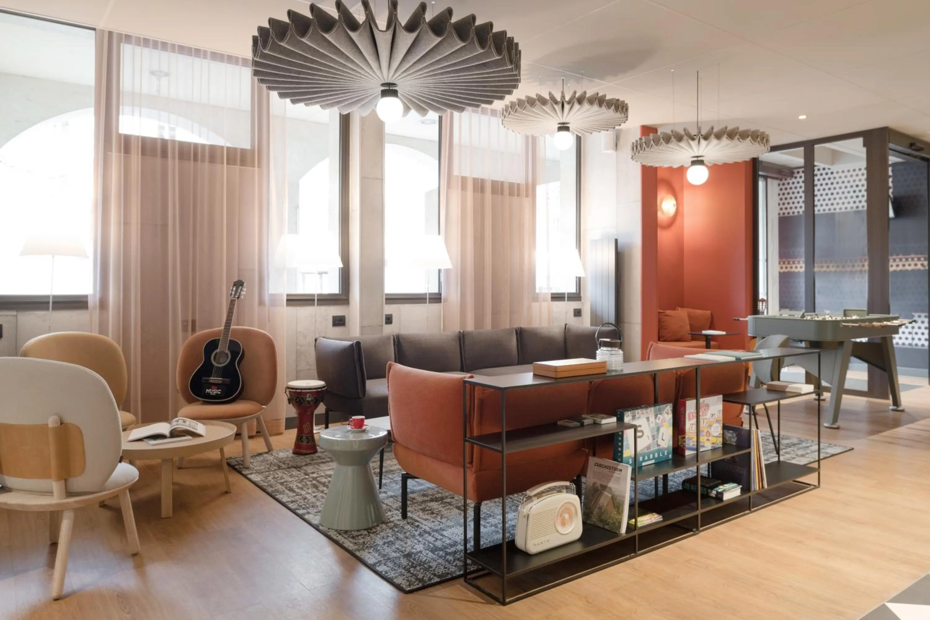 Lobby or reception in ibis Rueil-Malmaison Centre